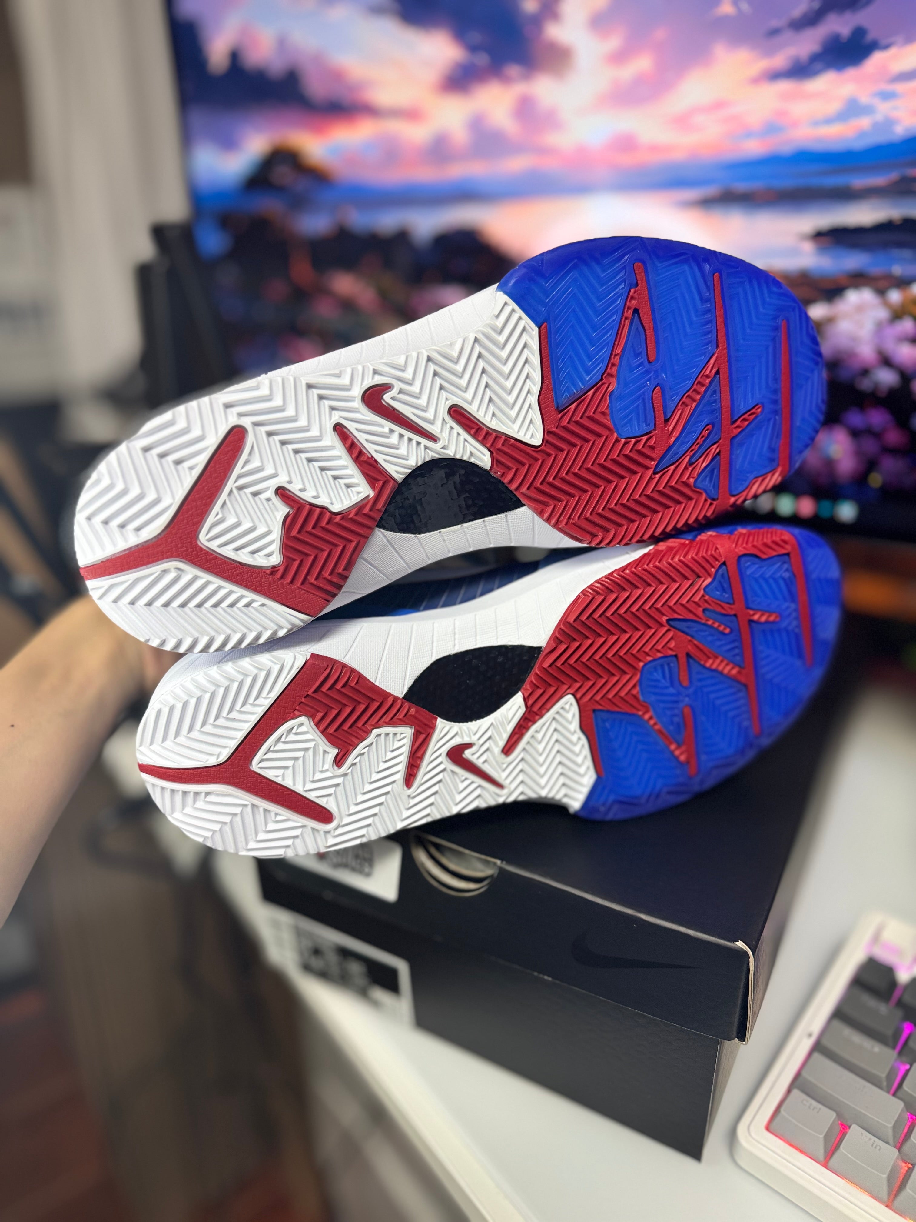 “Philly” Nike Kobe 4 Protro