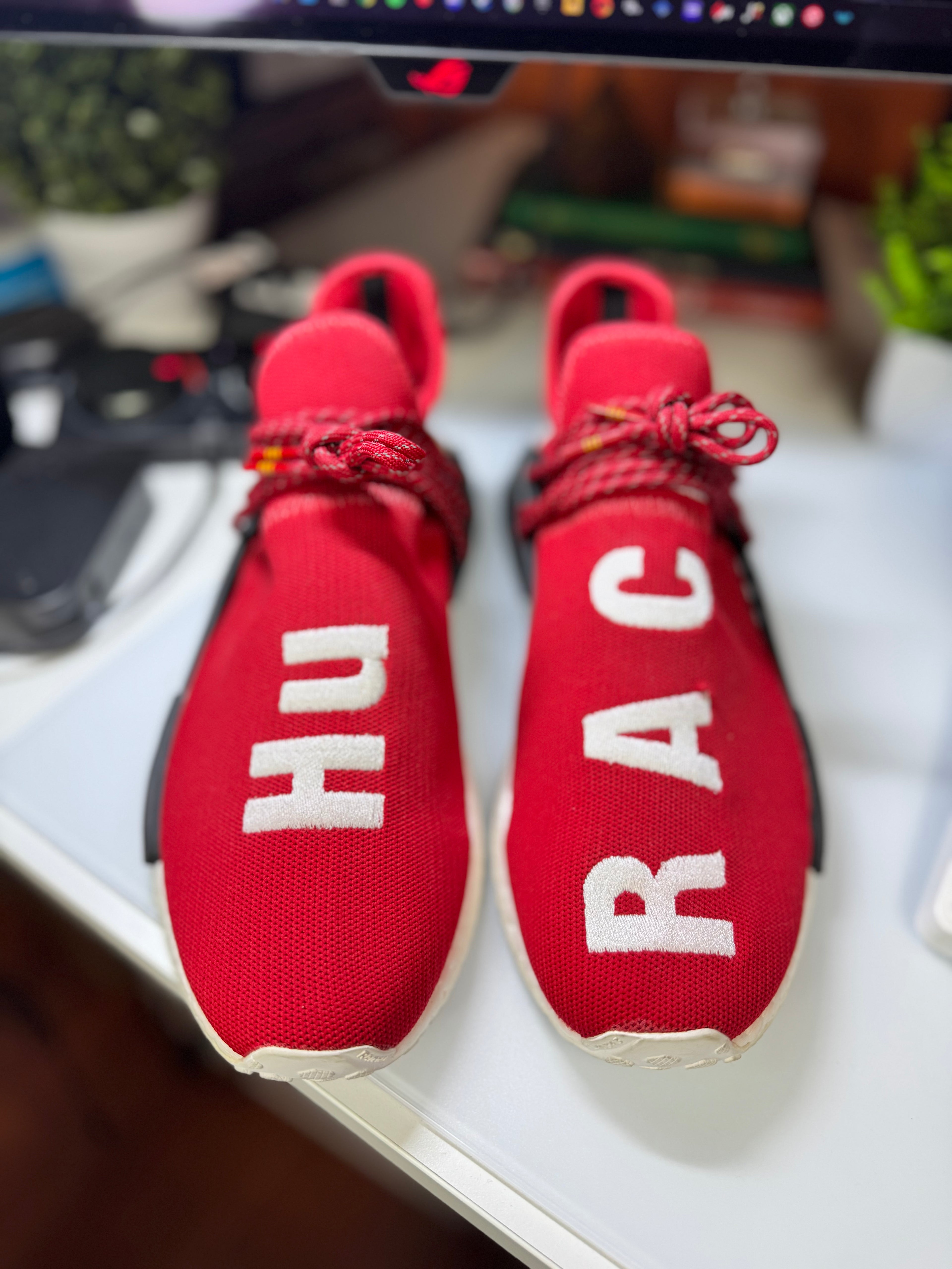 "Scarlet Red" Adidas Pharrell Human Race NMD