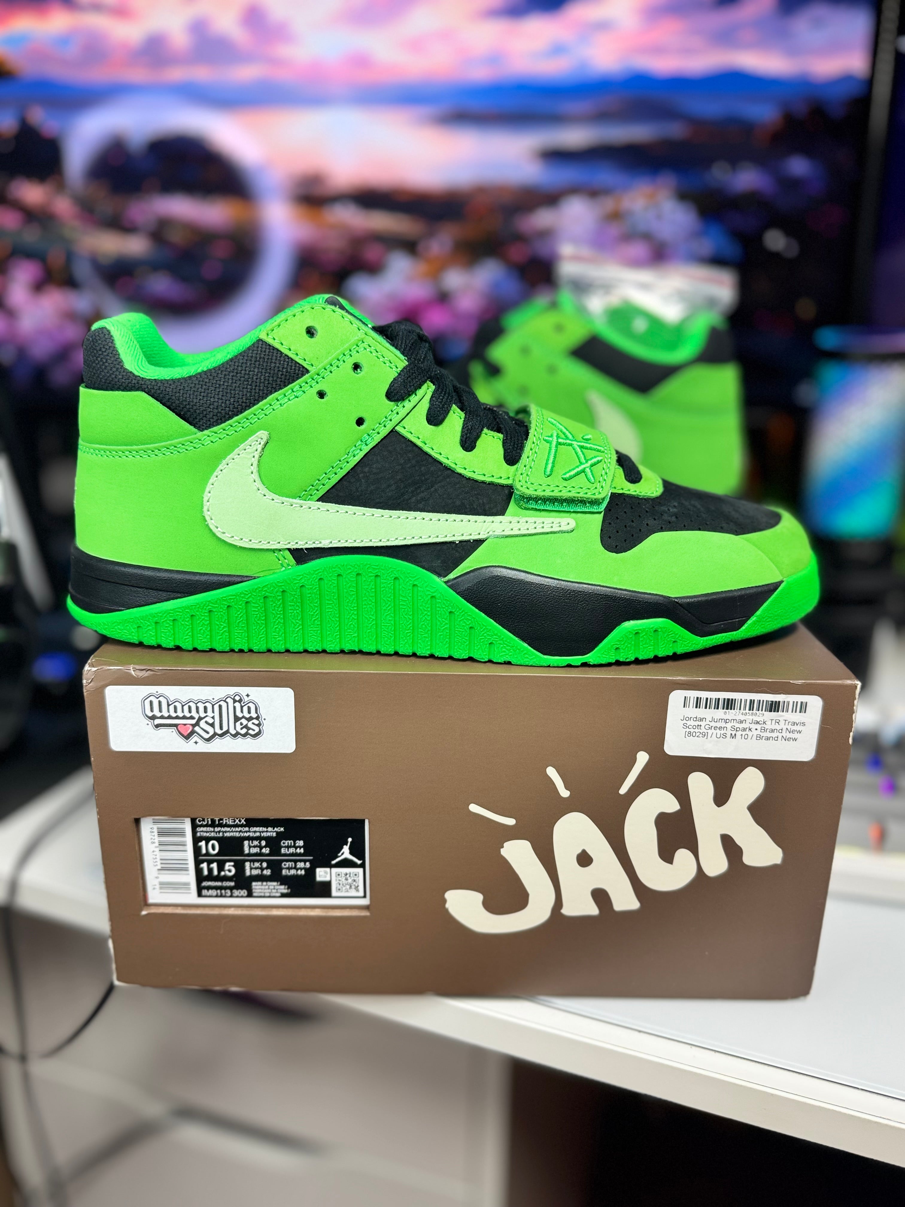 "Green Spark" Nike T-Rexx Jumpman Jack Travis Scott