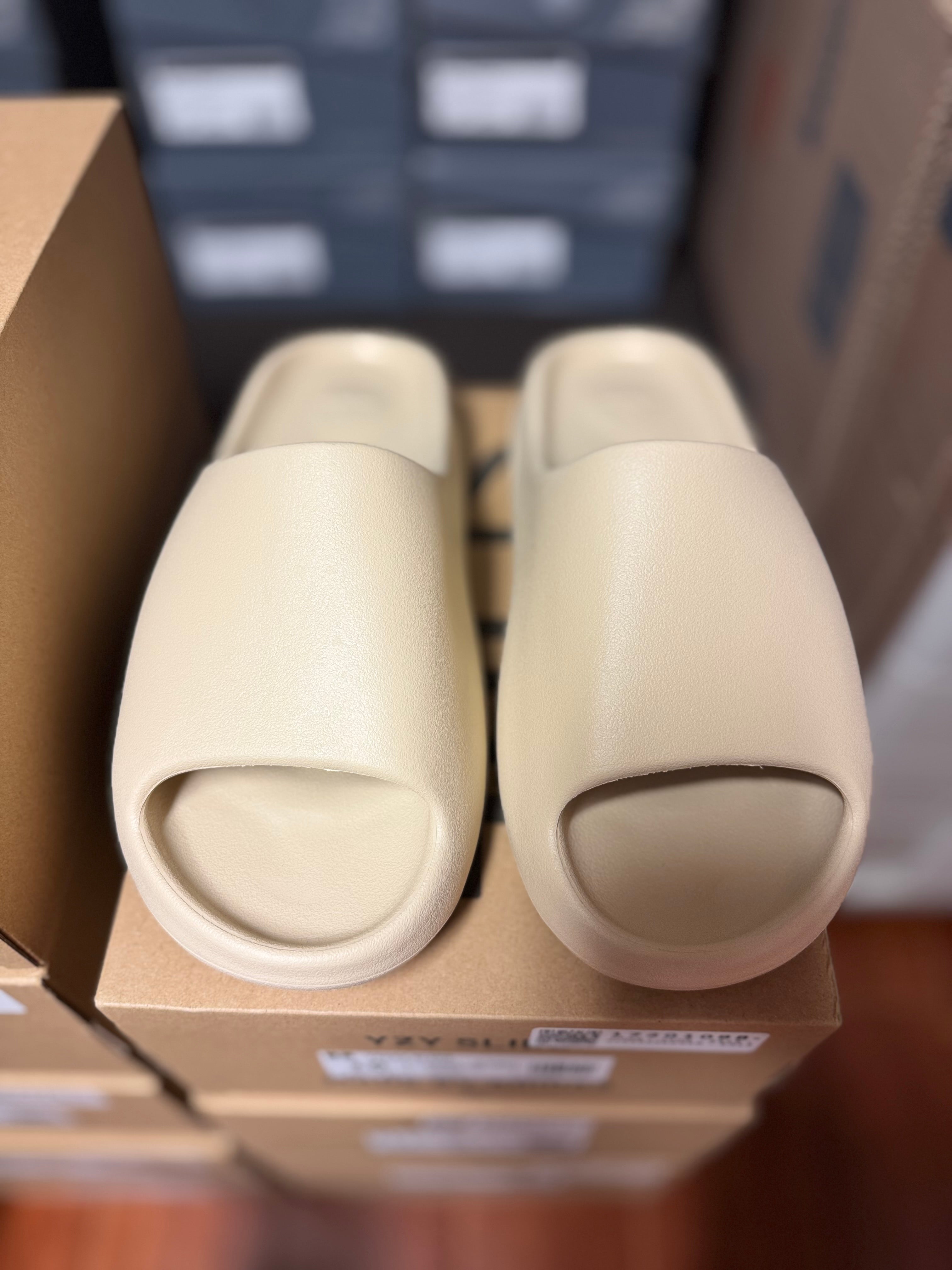 "Bone" Adidas Yeezy Slide