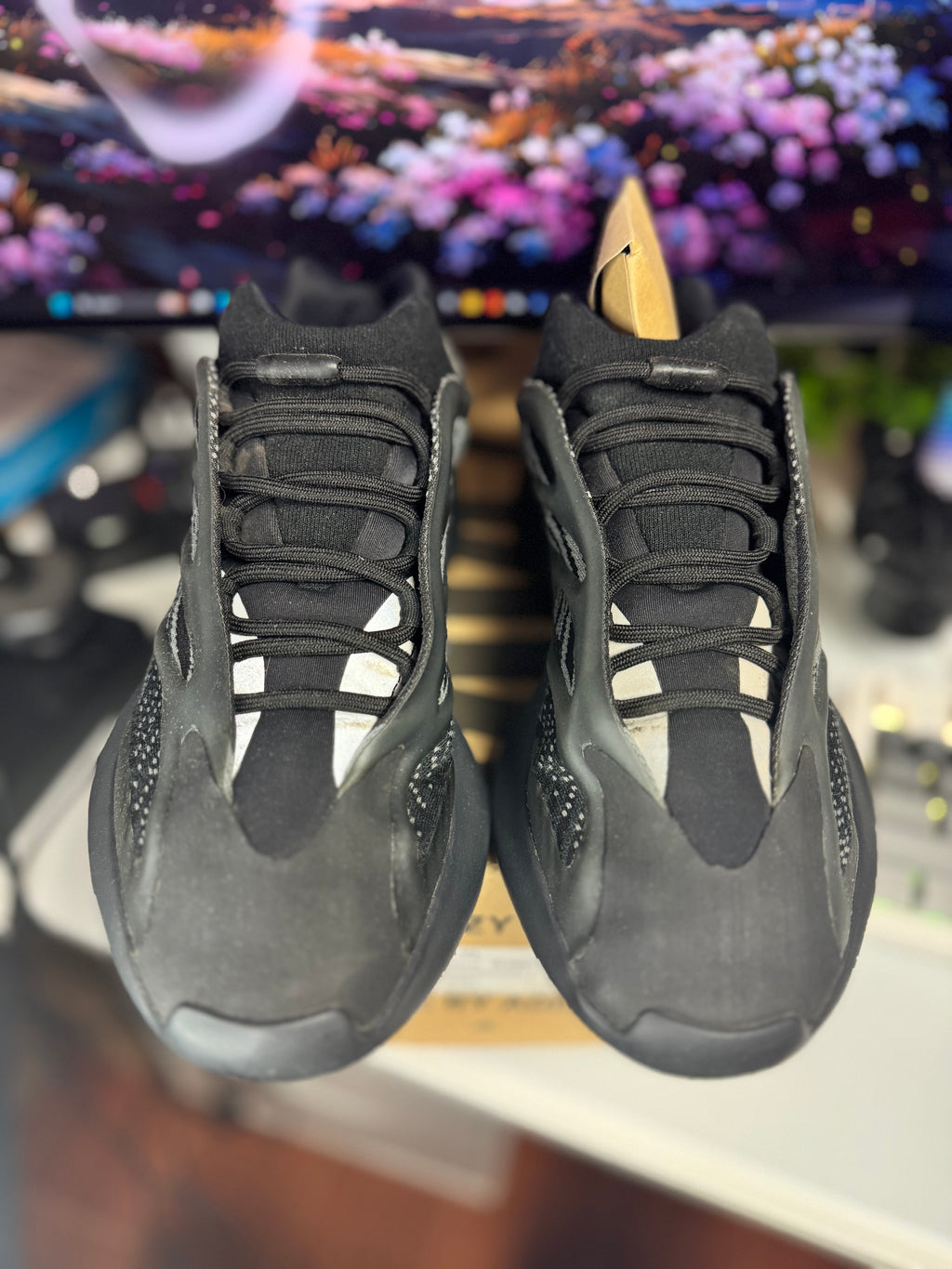 “Dark Glow” Adidas Yeezy 700