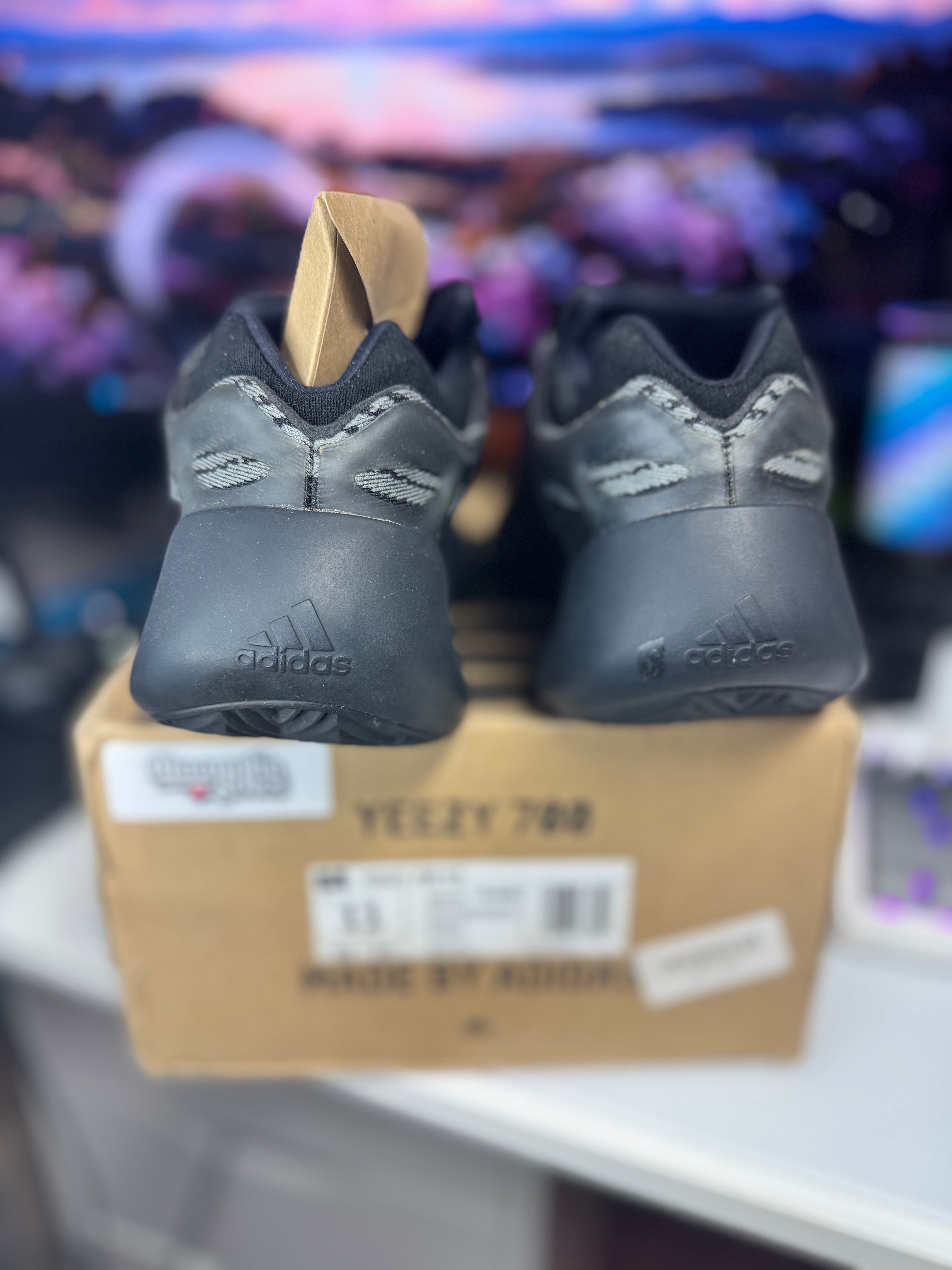 “Dark Glow” Adidas Yeezy 700