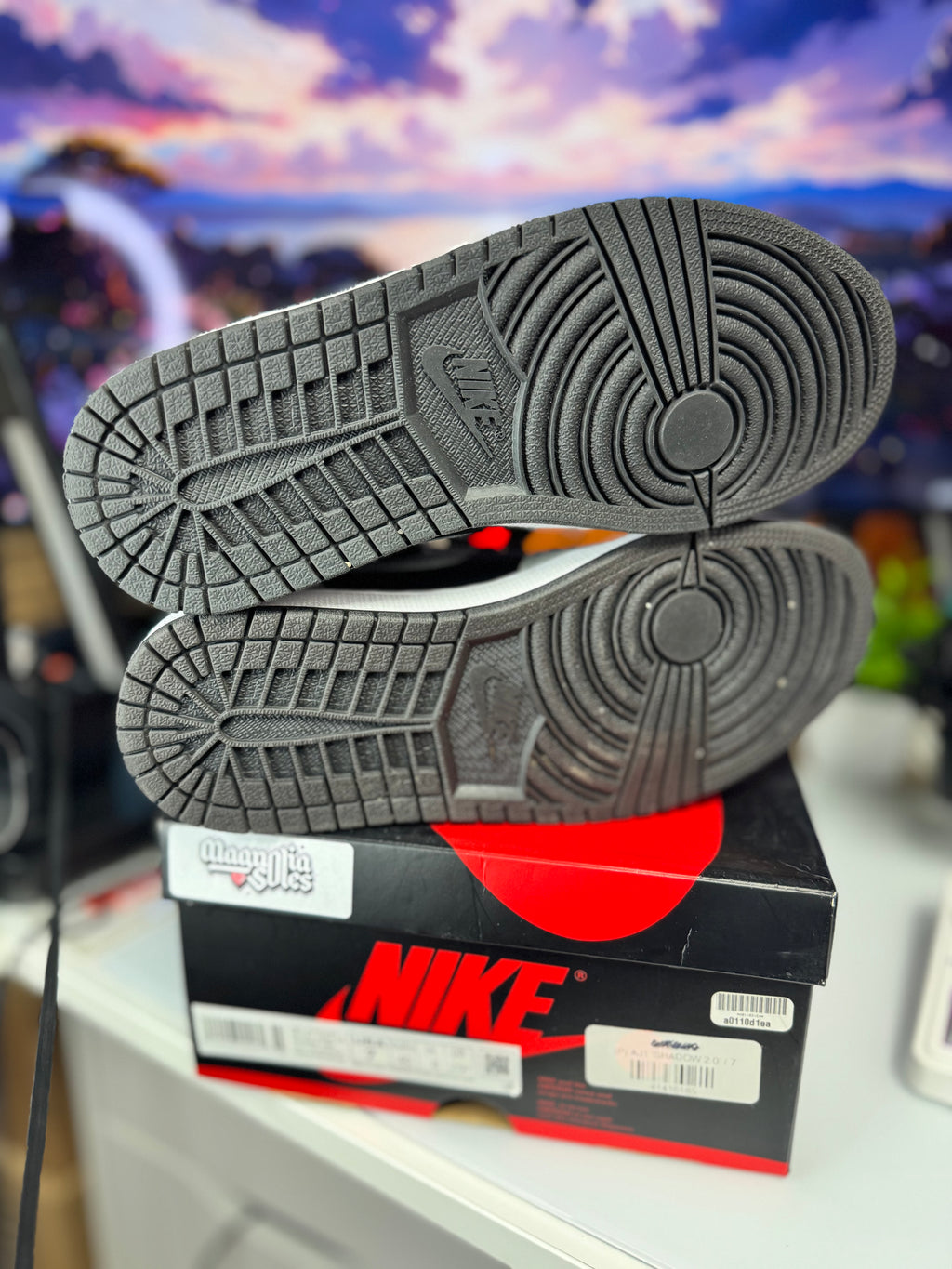 "Shadow 2.0" Air Jordan Retro 1 OG