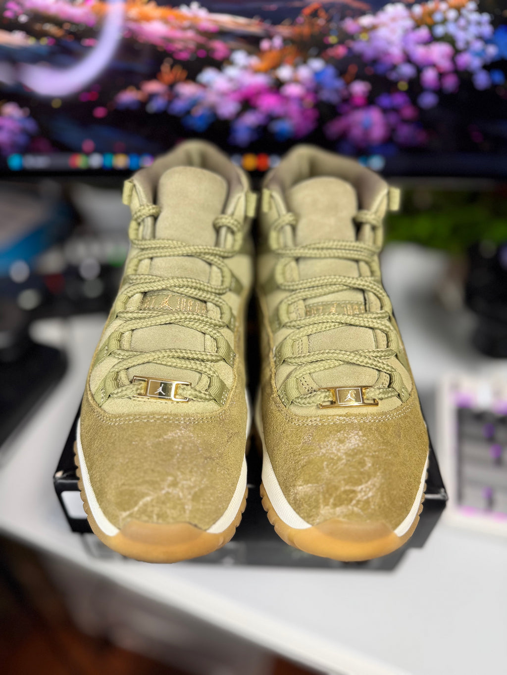 "Neutral Olive" Air Jordan Retro 11 (WMNS)