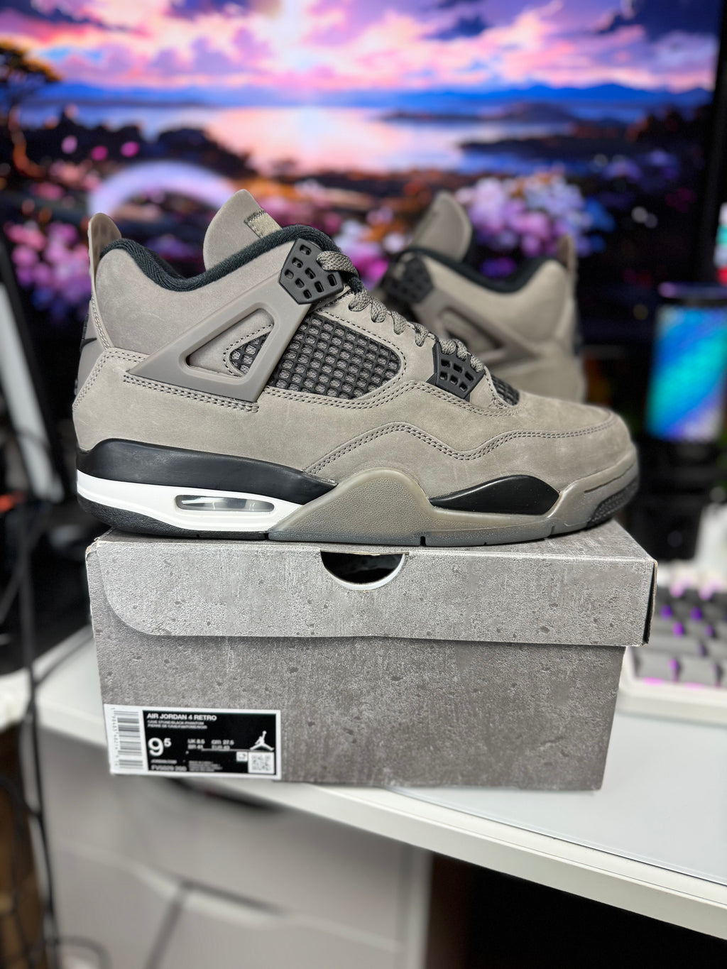 "Cave Stone" Air Jordan Retro 4