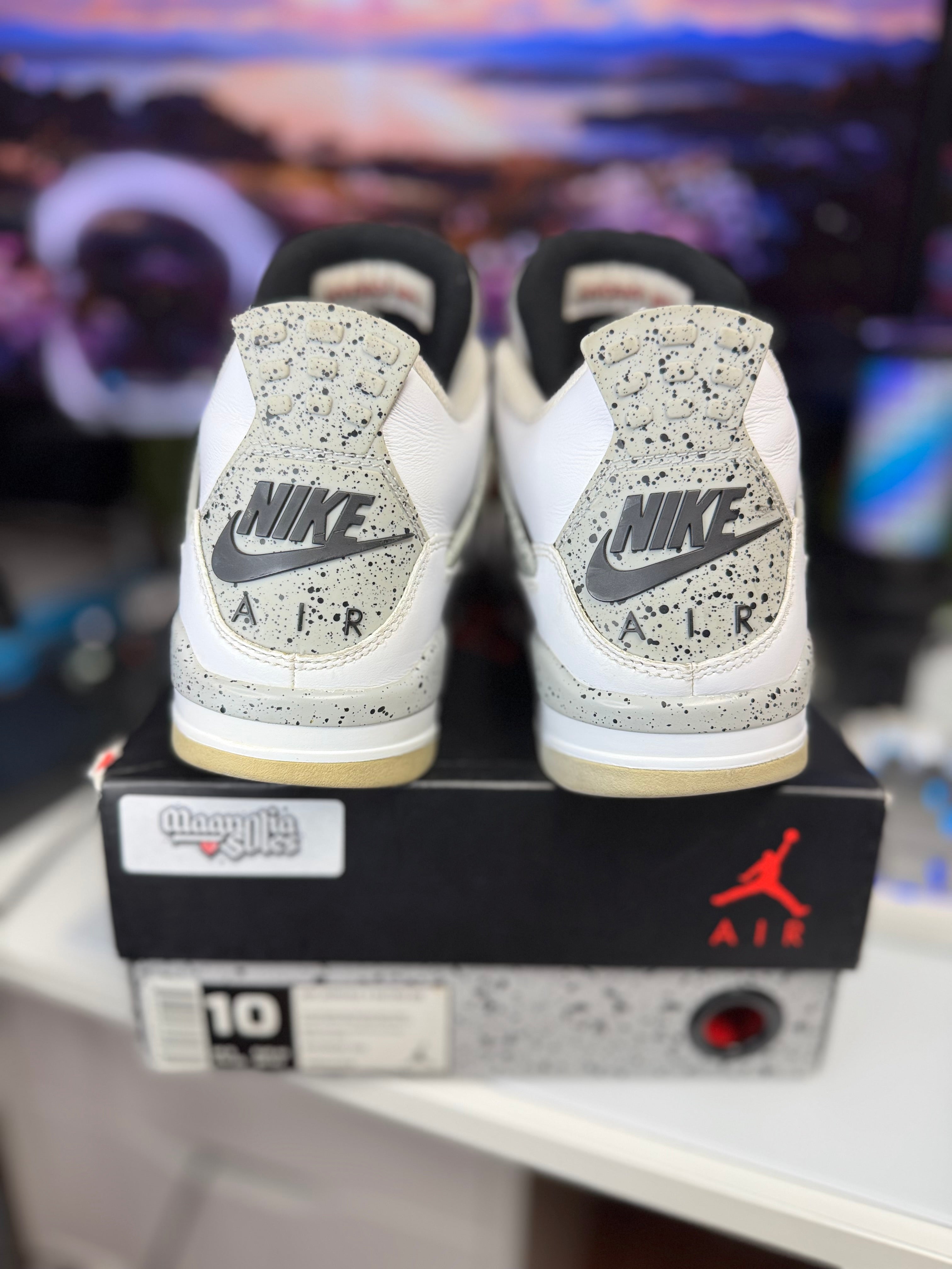 “White Cement 2016” Air Jordan Retro 4