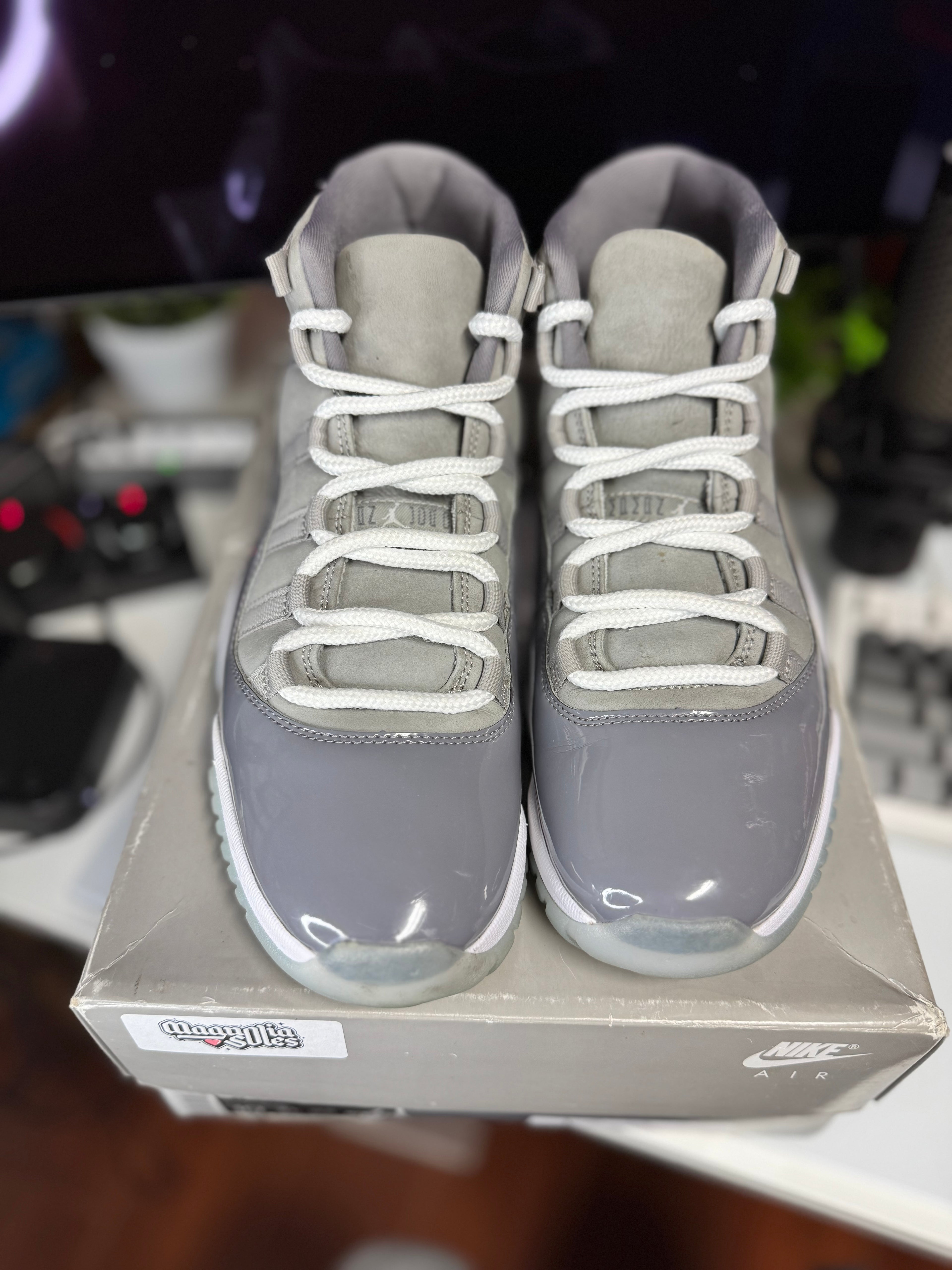 "Cool Grey" Air Jordan Retro 11 OG