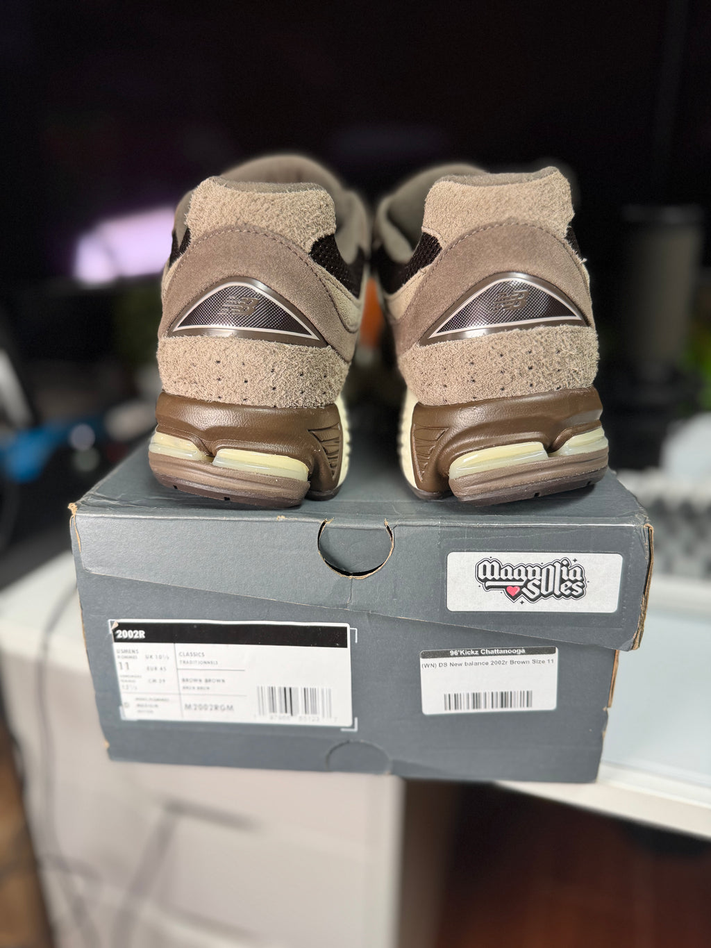 "Shoe Palace Volcanic Rocks" New Balance 2002R