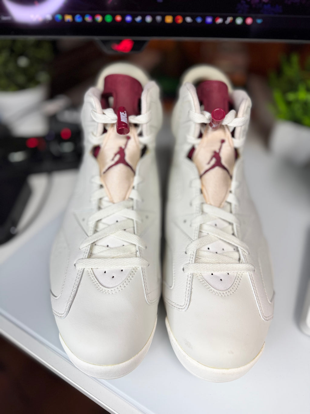 "Maroon" Air Jordan Retro 6