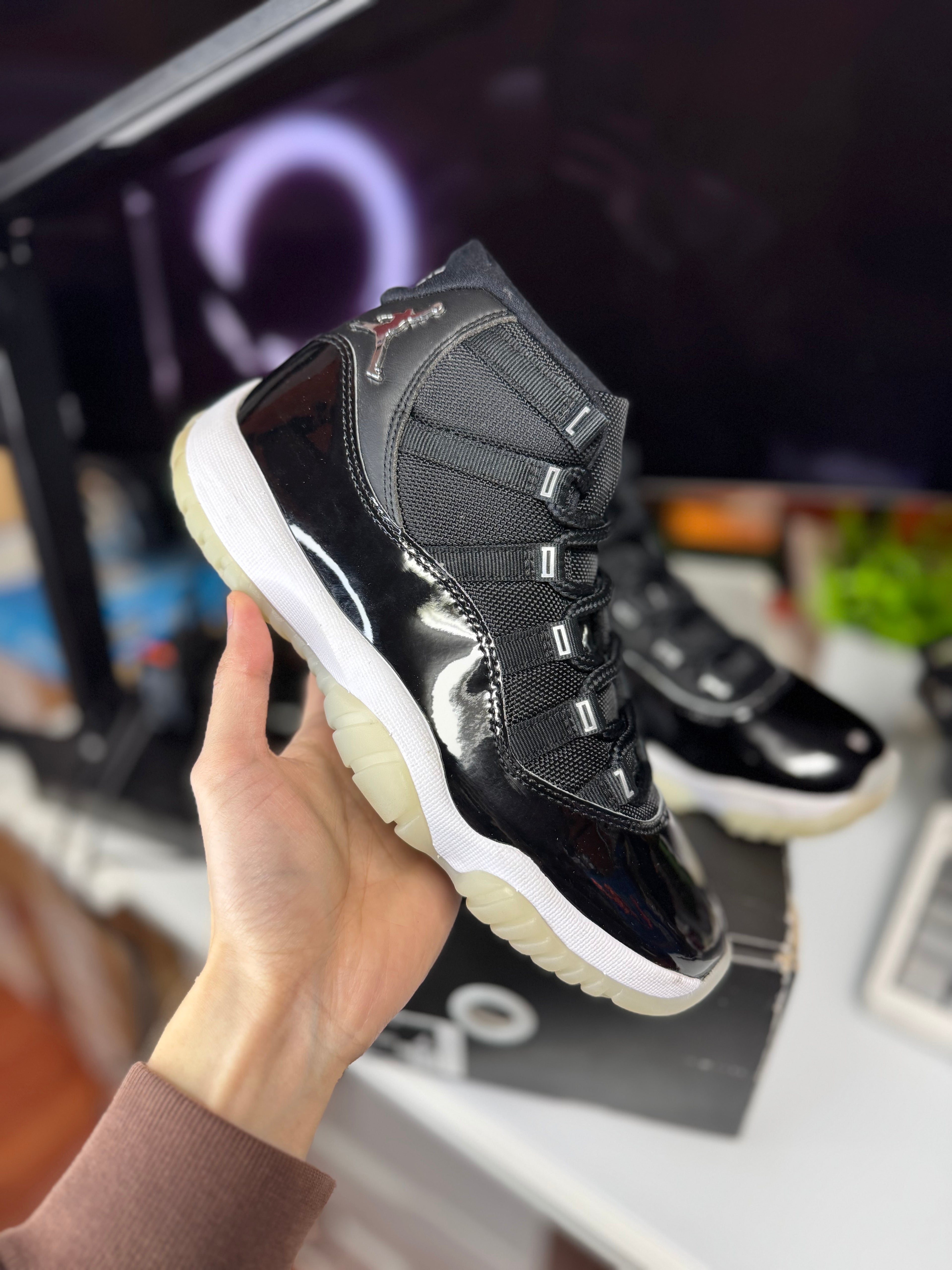 "Jubilee" Air Jordan Retro 11 (WMNS)