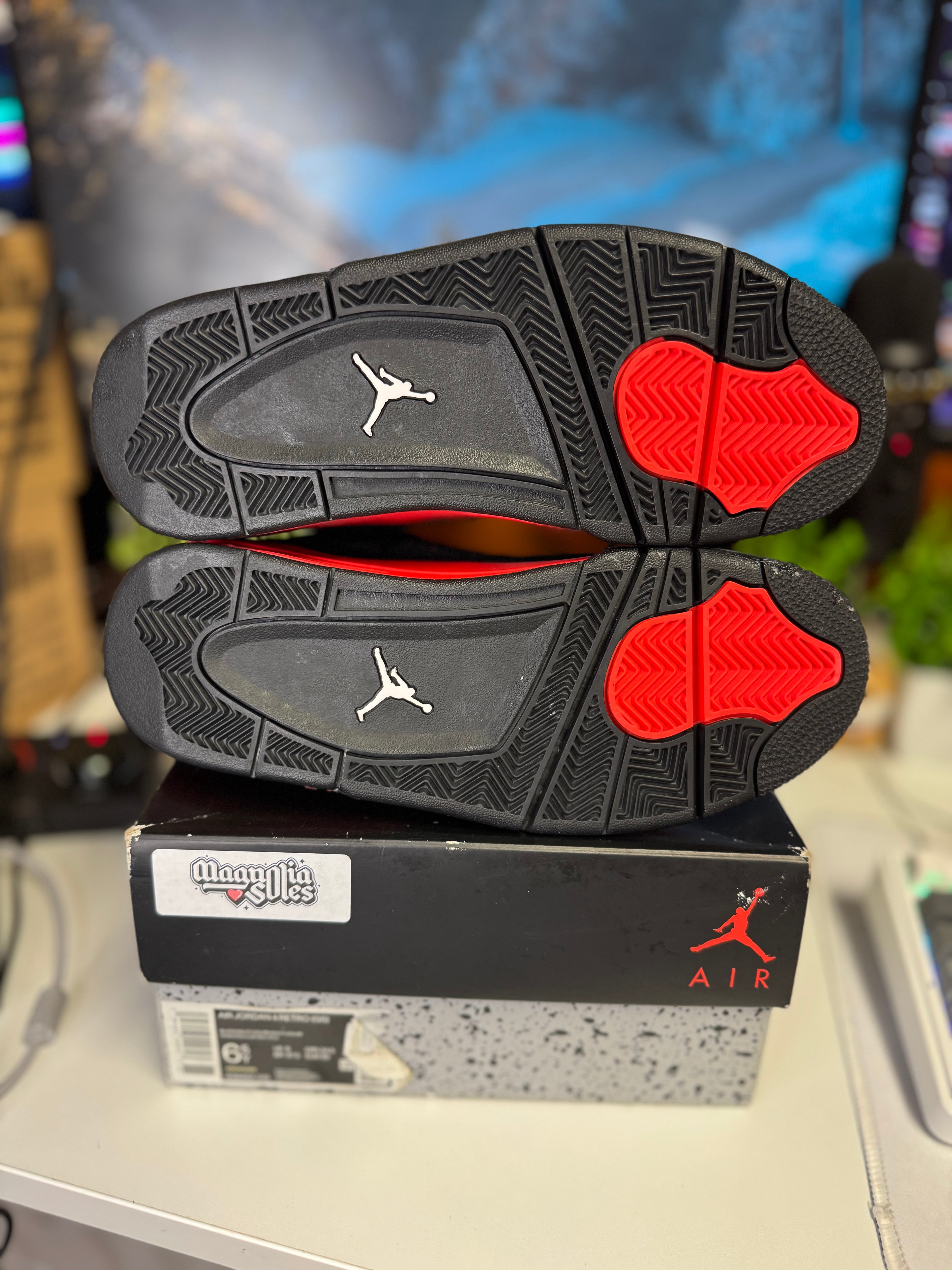 "Red Thunder" Air Jordan Retro 4 (GS)