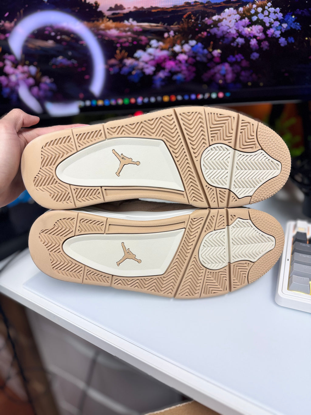 "Cozy Girl" Air Jordan Retro 4 (WMNS)