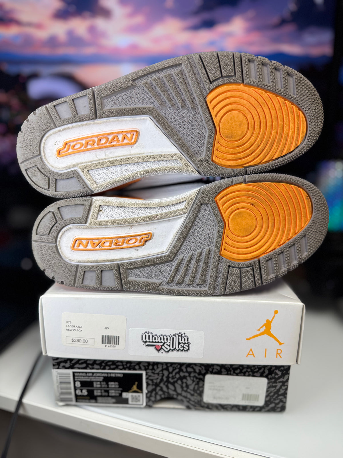 "Laser Orange" Air Jordan Retro 3 (WMNS)