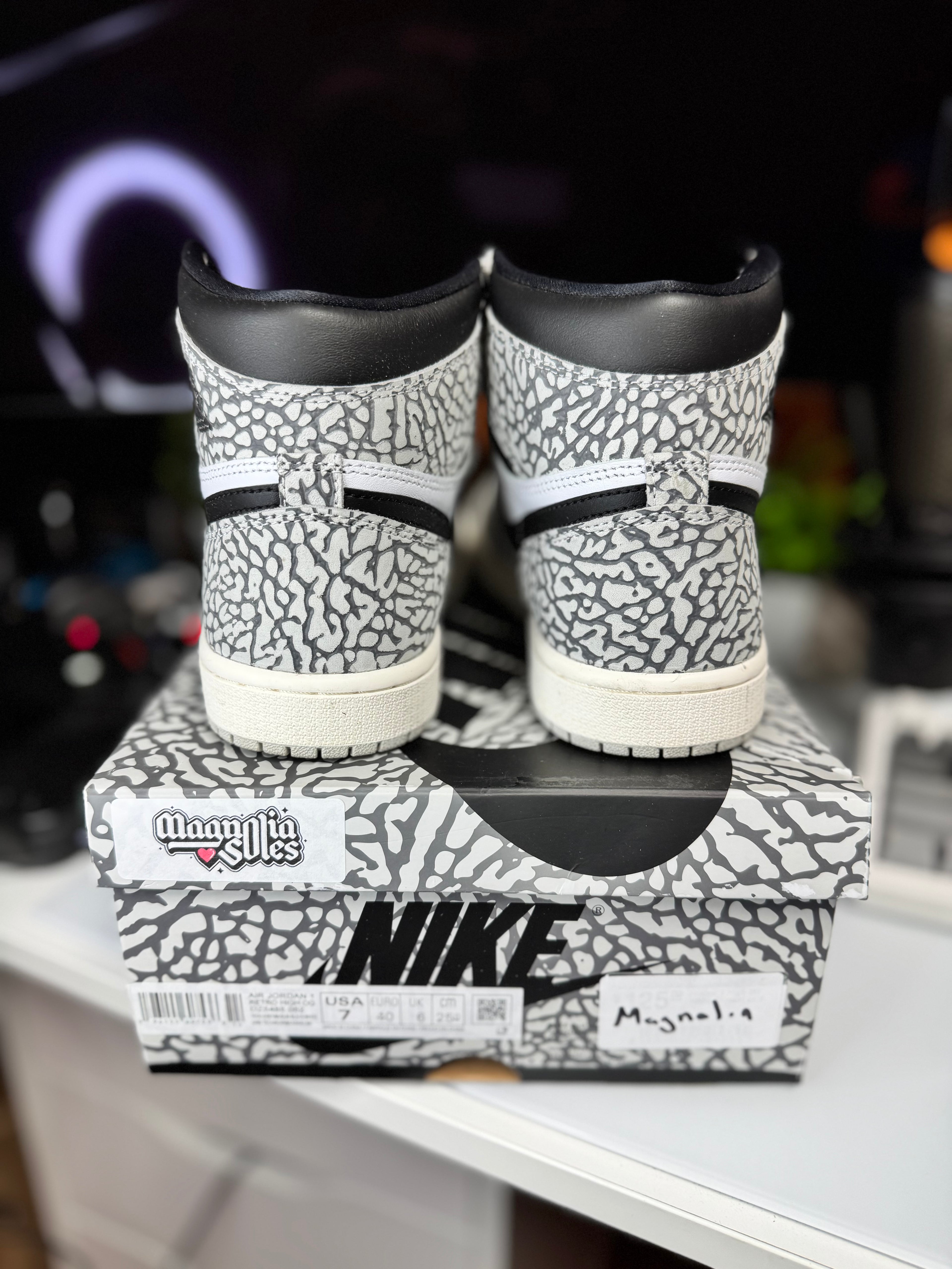 "Cement Grey" Air Jordan Retro 1