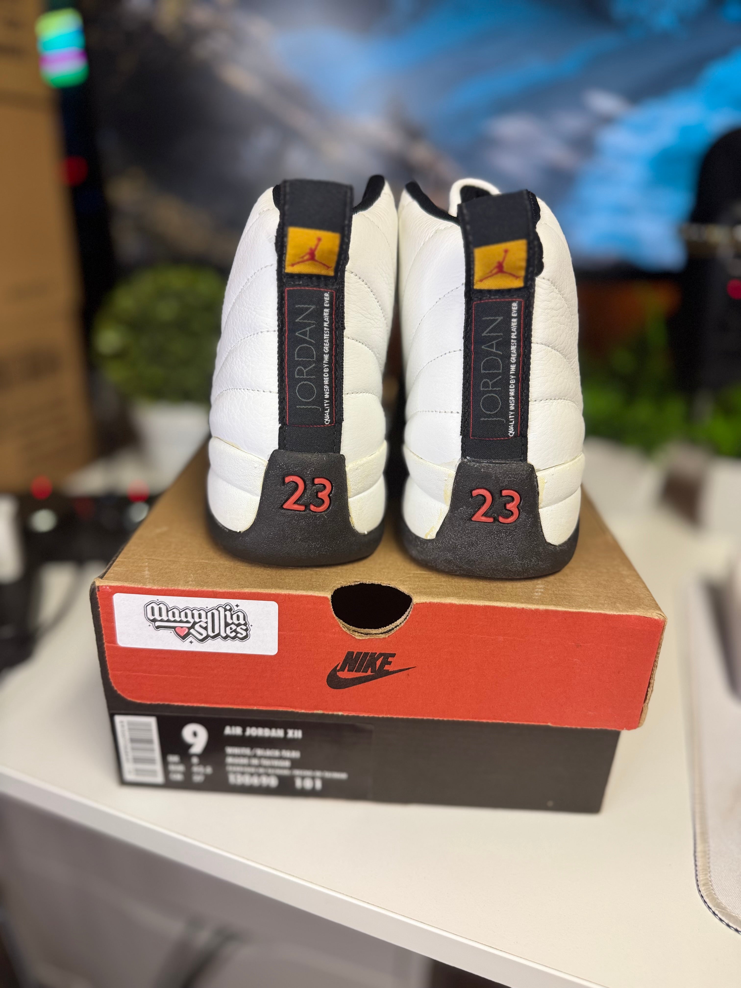 "Taxi" Air Jordan Retro 12 (1997)