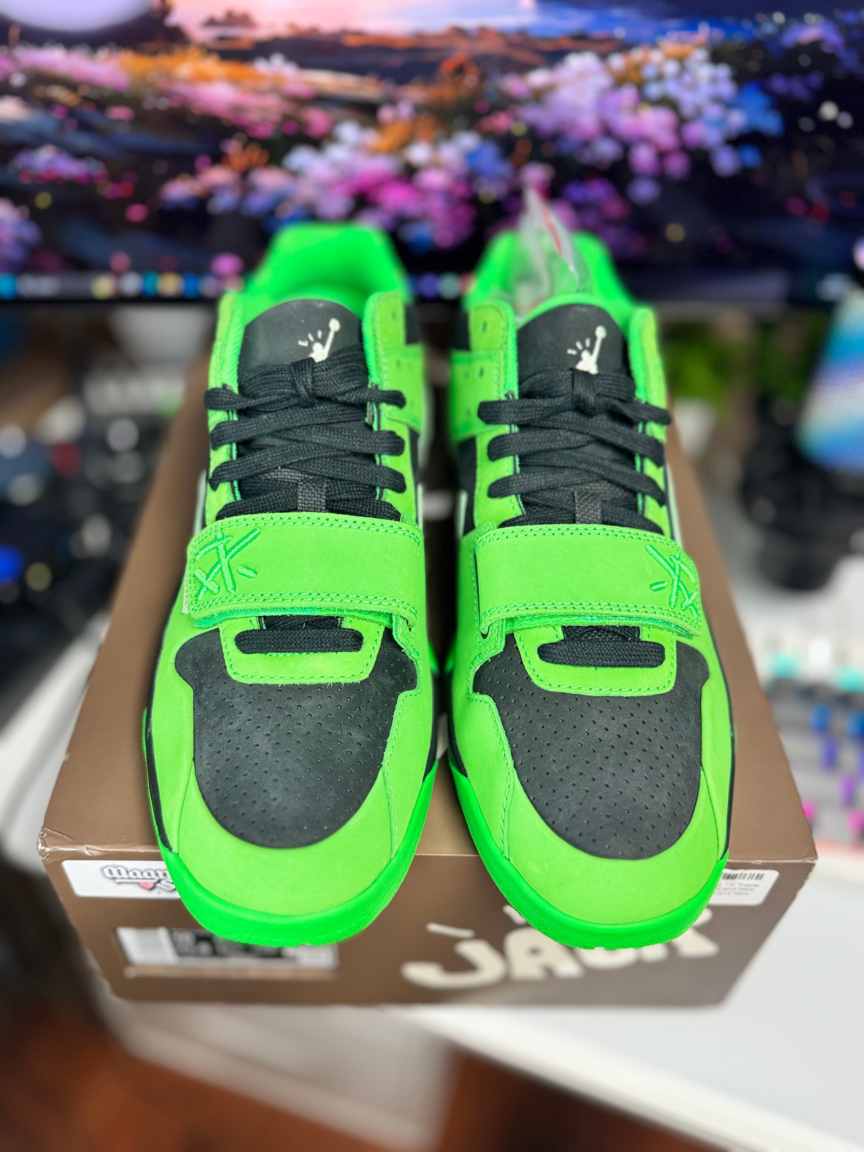 "Green Spark" Nike T-Rexx Jumpman Jack Travis Scott