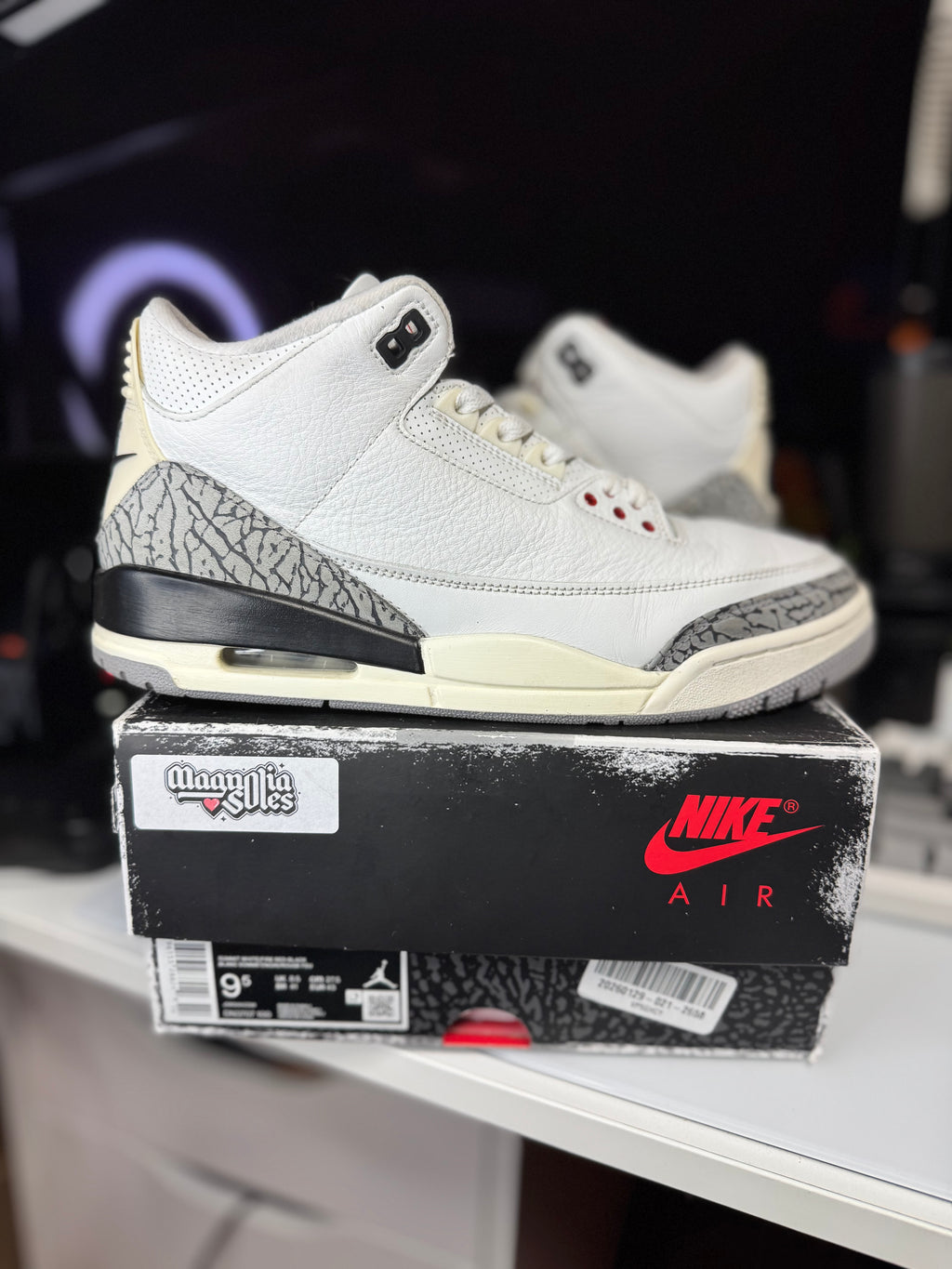 "White Cement Reimagined" Air Jordan Retro 3 OG