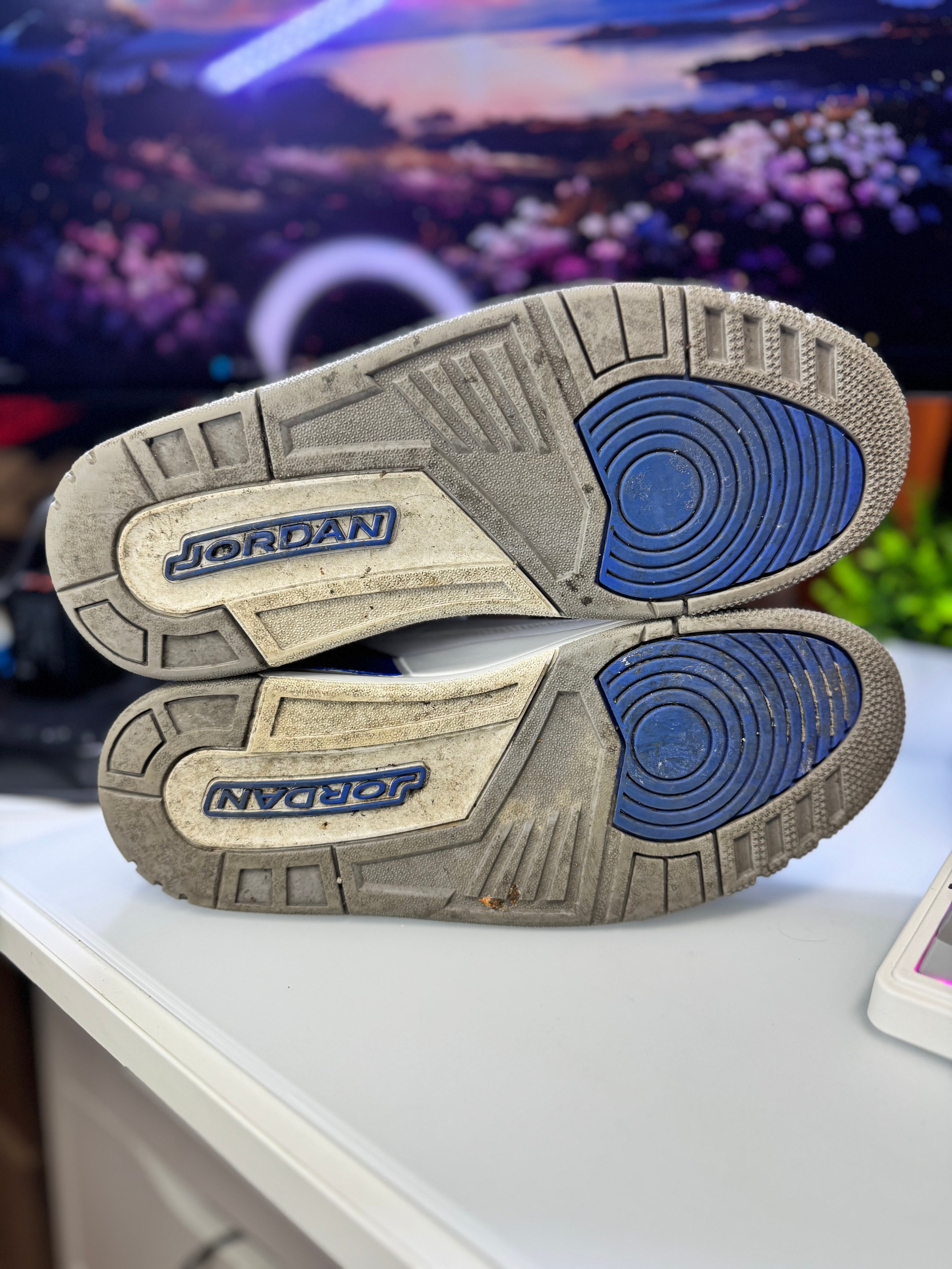 "Racer Blue" Air Jordan Retro 3