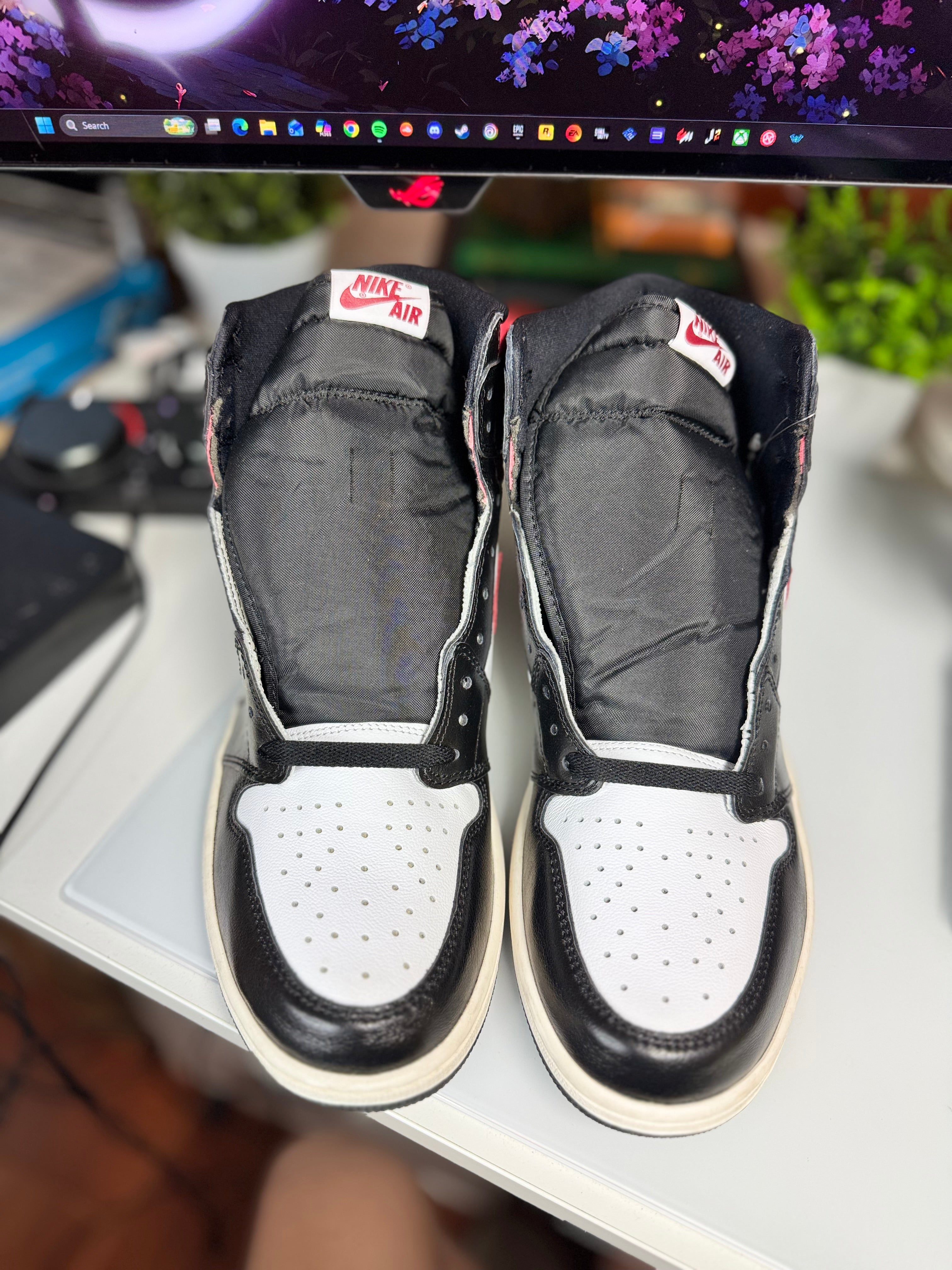 “Gym Red” Air Jordan Retro 1