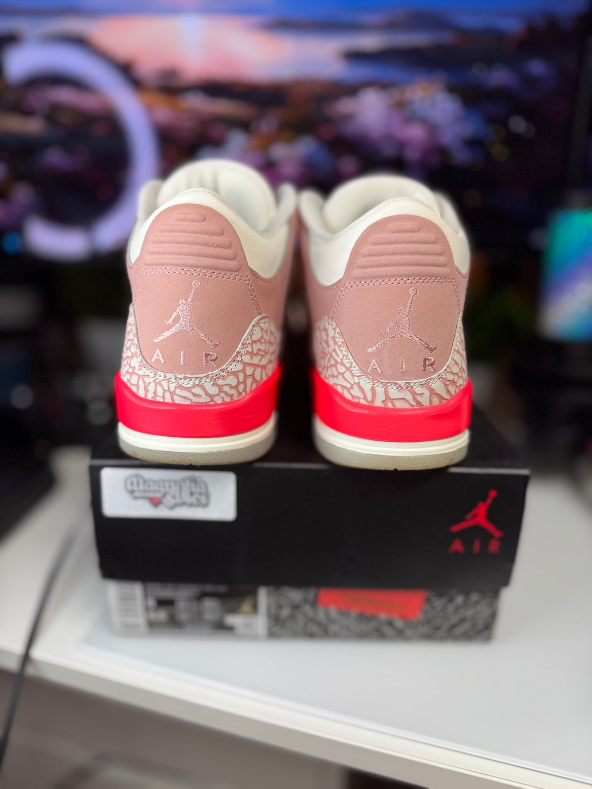 "Rust Pink" Air Jordan Retro 3 (WMNS)