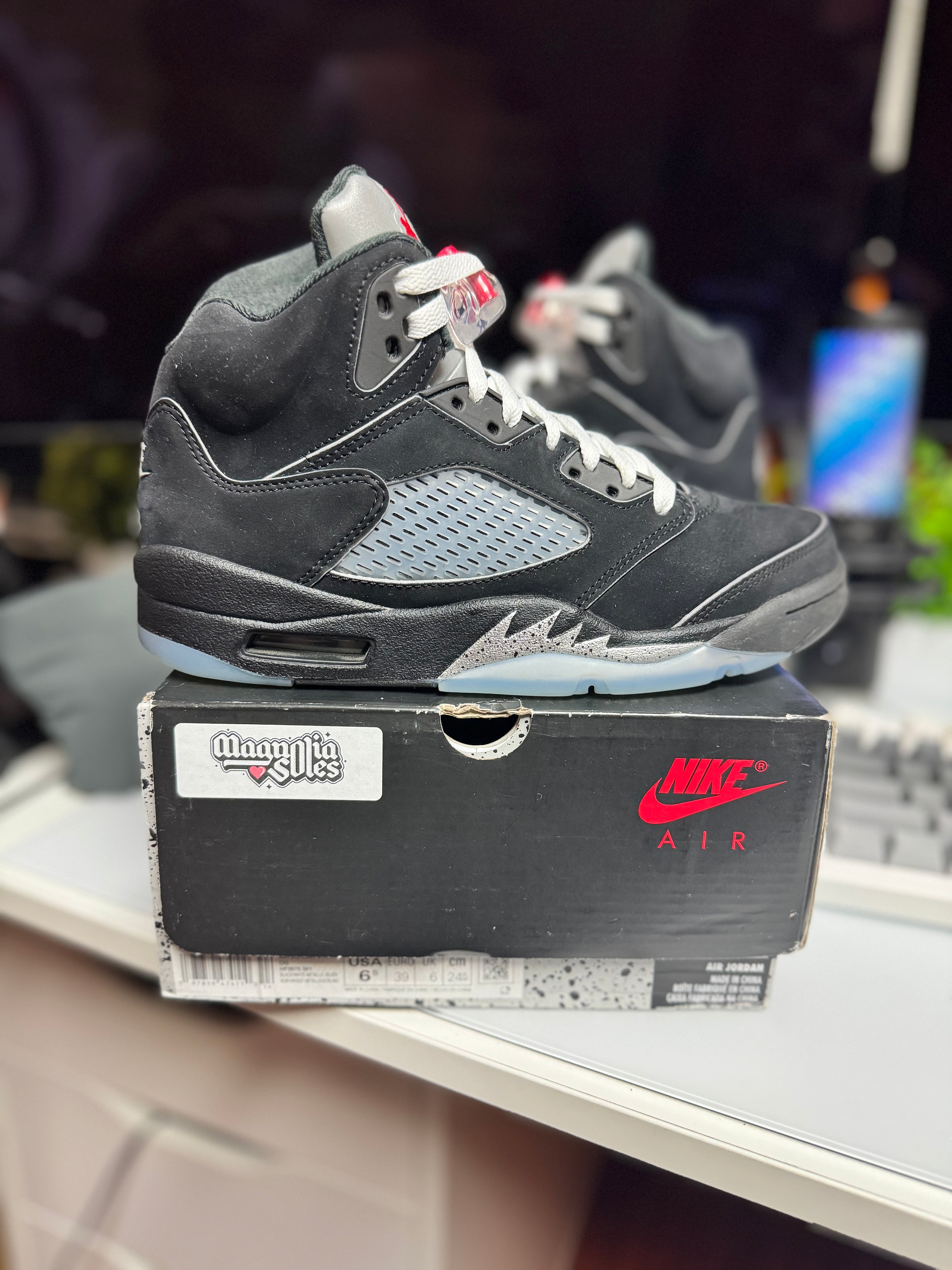 "Metallic Reimagined" Air Jordan Retro 5