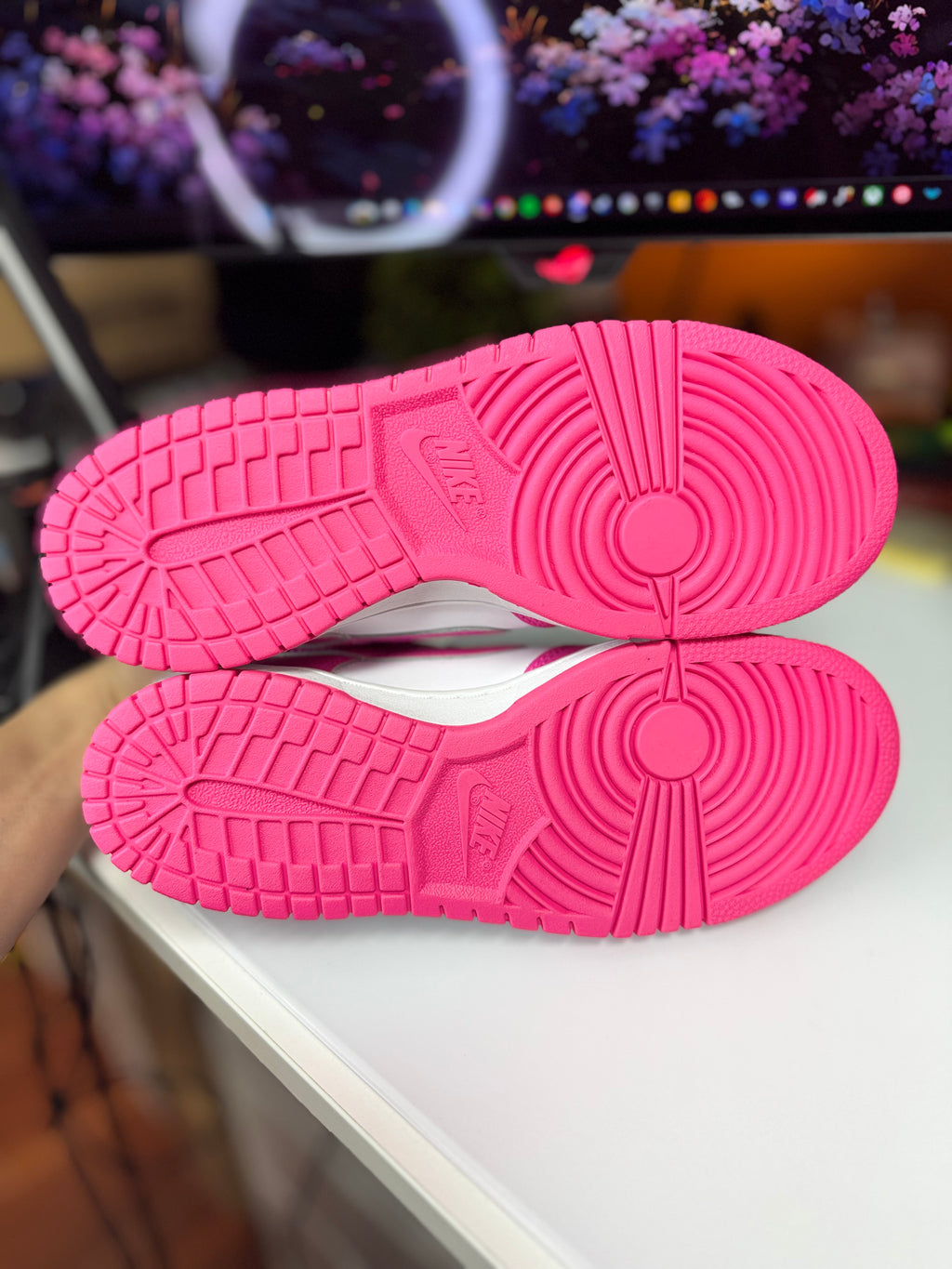 "Fuchsia Pink" Nike Dunk Low (GS)