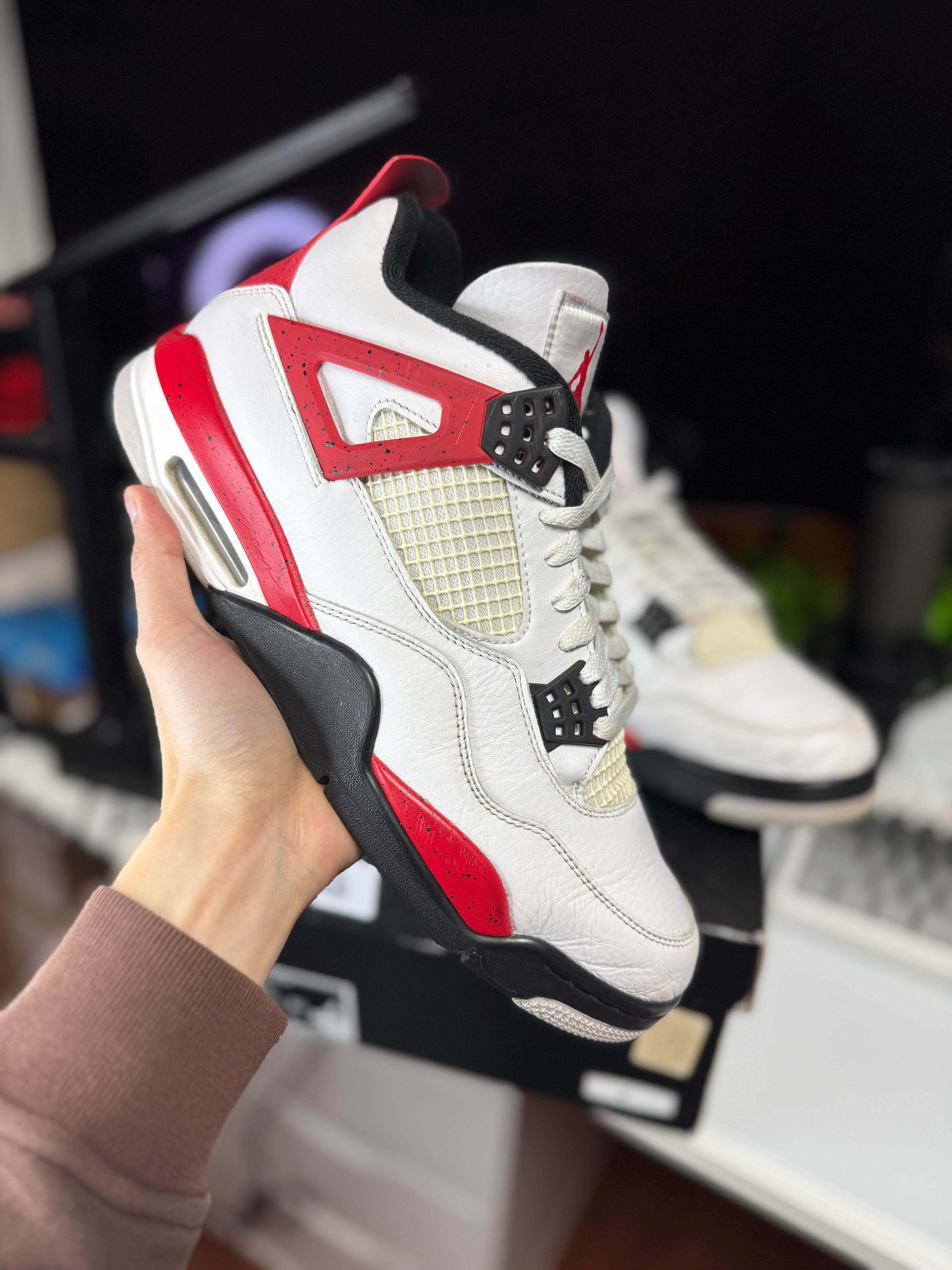 "Red Cement" Air Jordan Retro 4