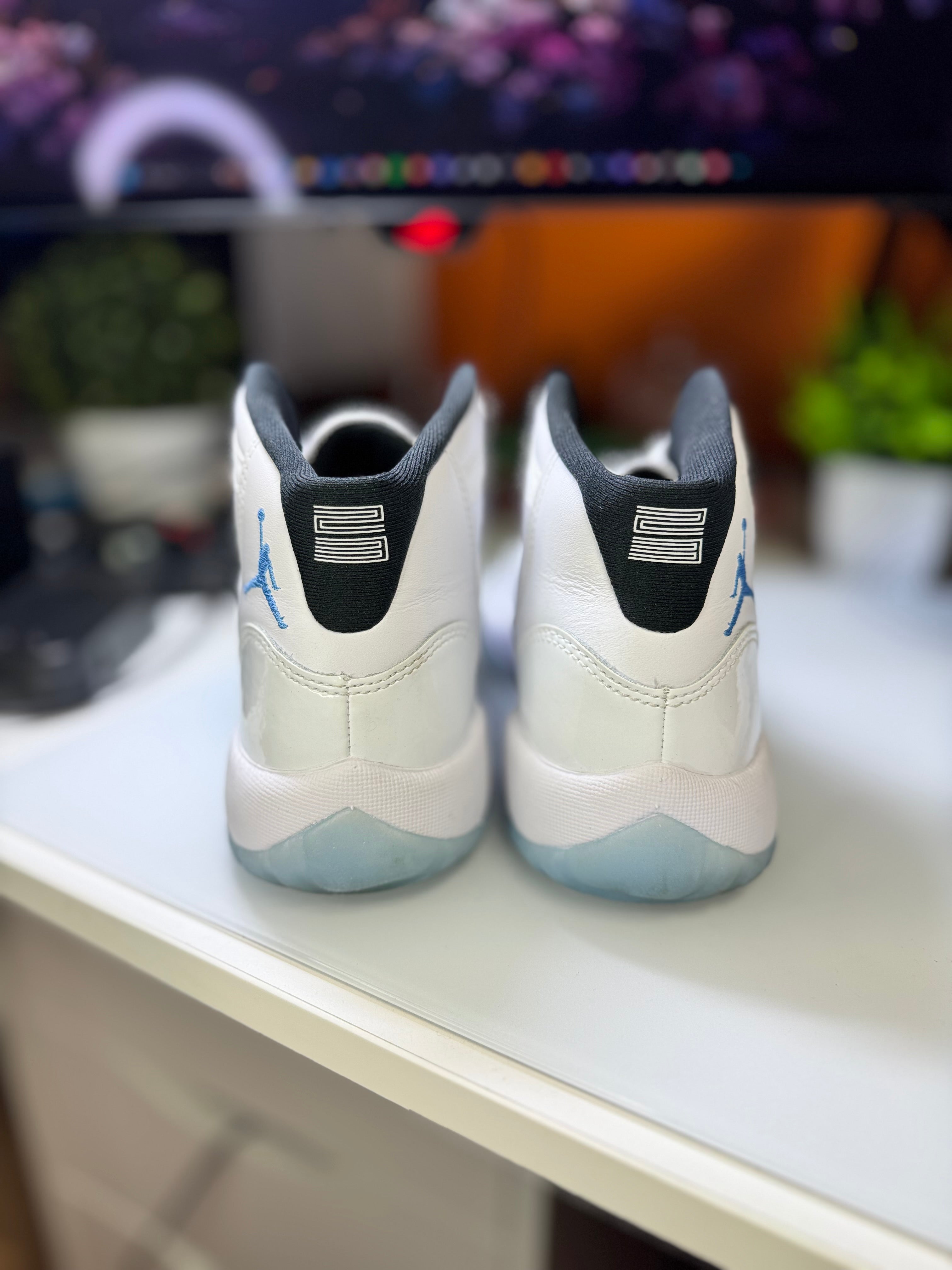 "Legend Blue" Air Jordan Retro 11 (GS)