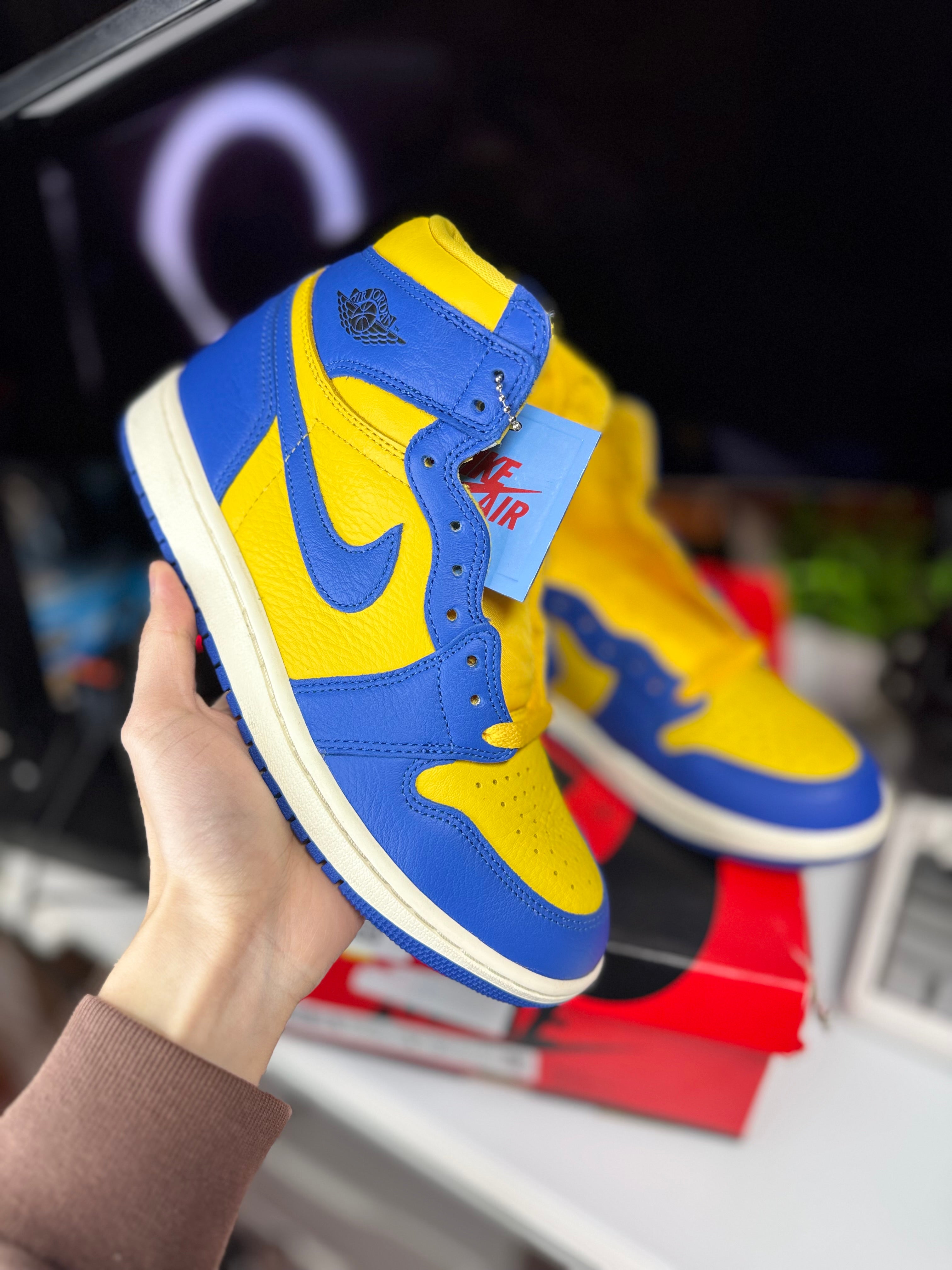 "Laney" Air Jordan Retro 1 (WMNS)