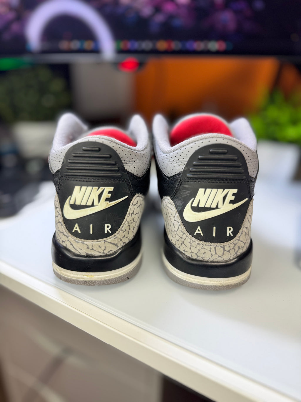 "Black Cement" Air Jordan Retro 3 (GS)