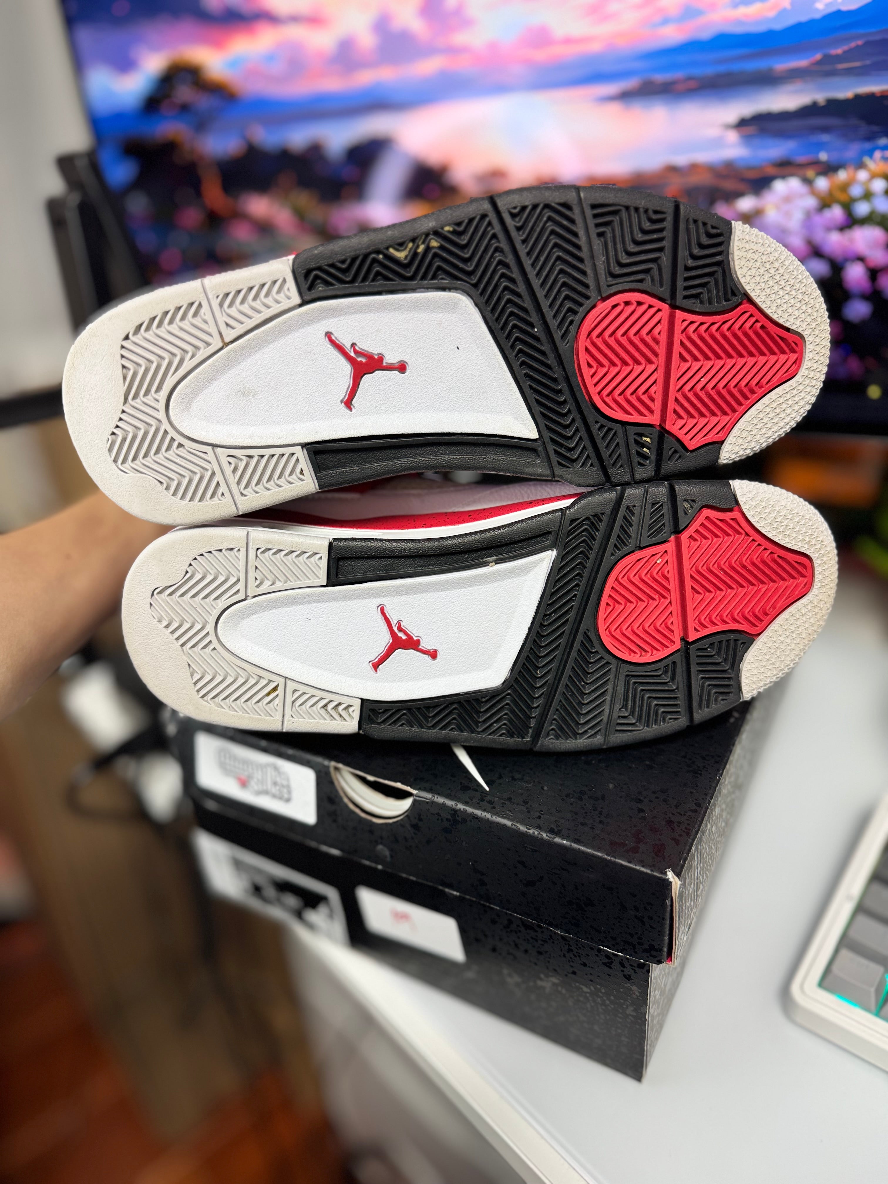 “Red Cement” Air Jordan Retro 4