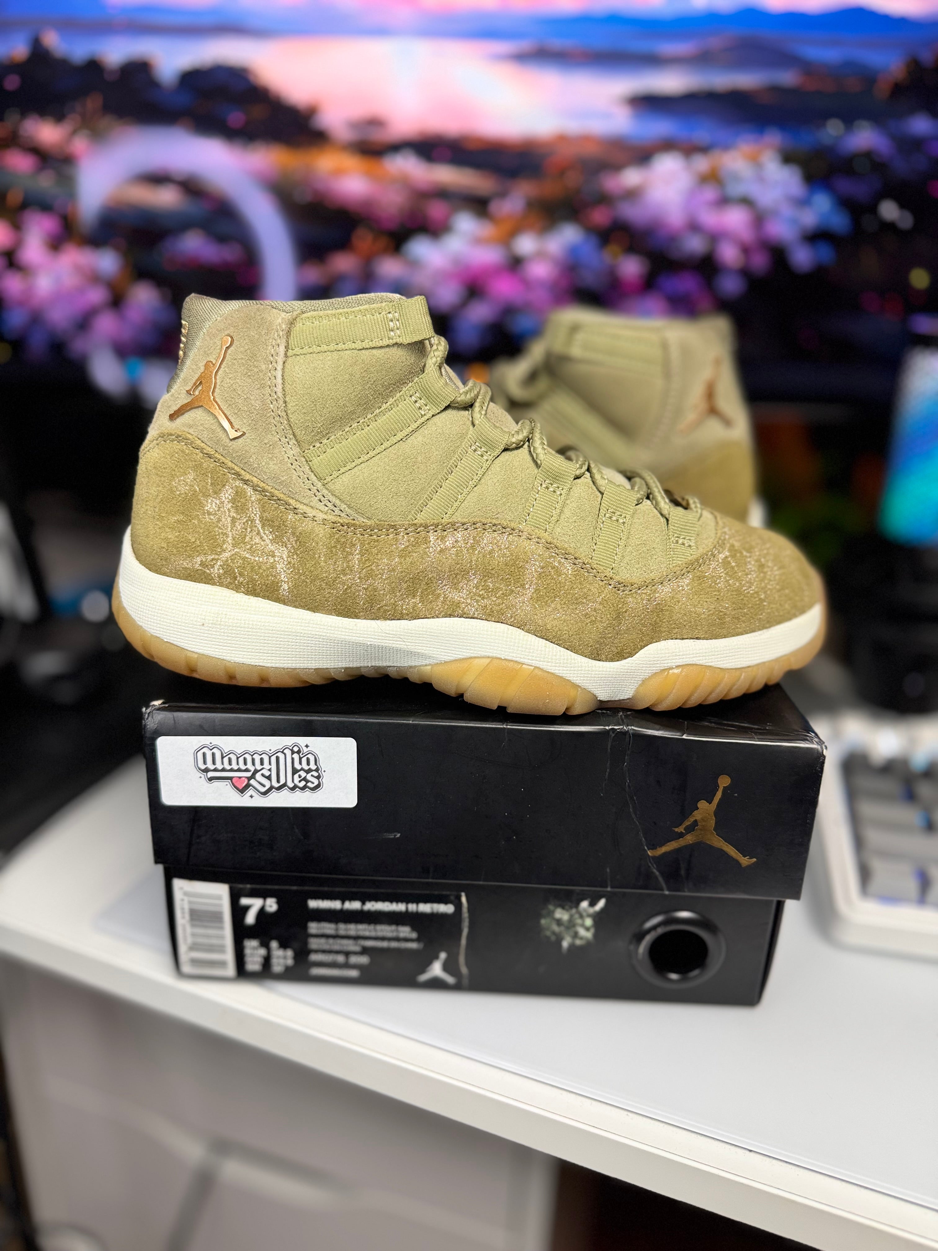 "Neutral Olive" Air Jordan Retro 11 (WMNS)