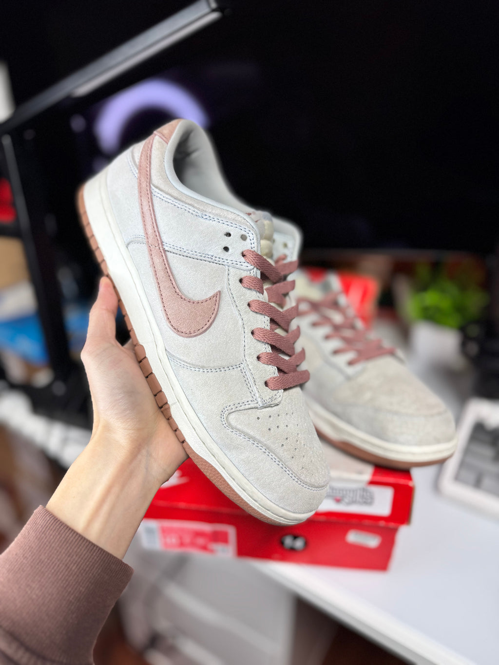 "Fossil Rose" Nike Dunk Low