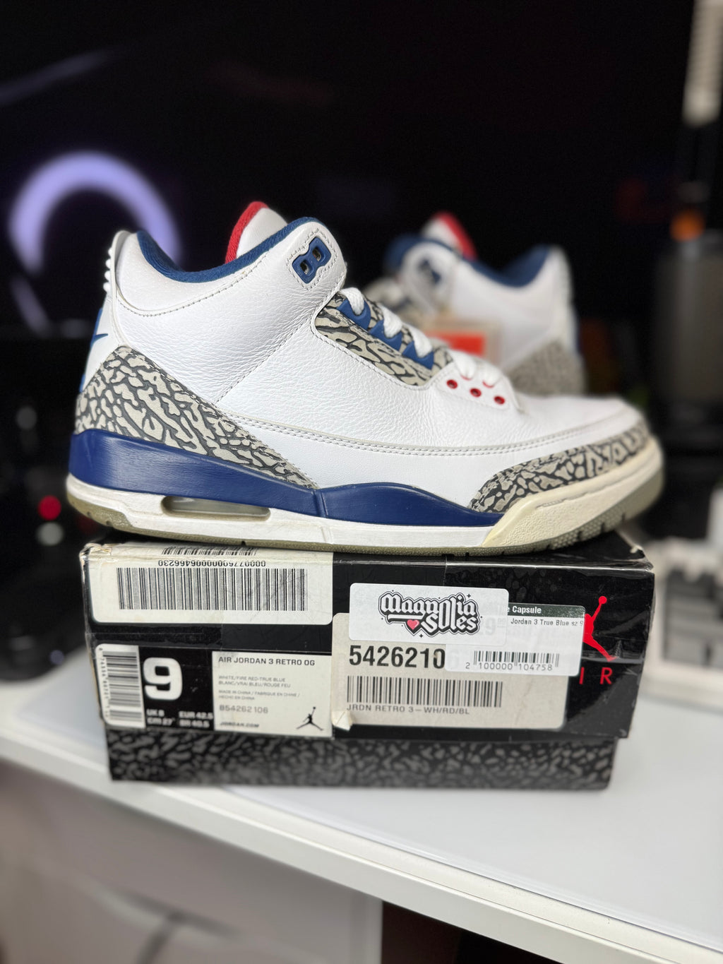 "True Blue" Air Jordan Retro 3 OG