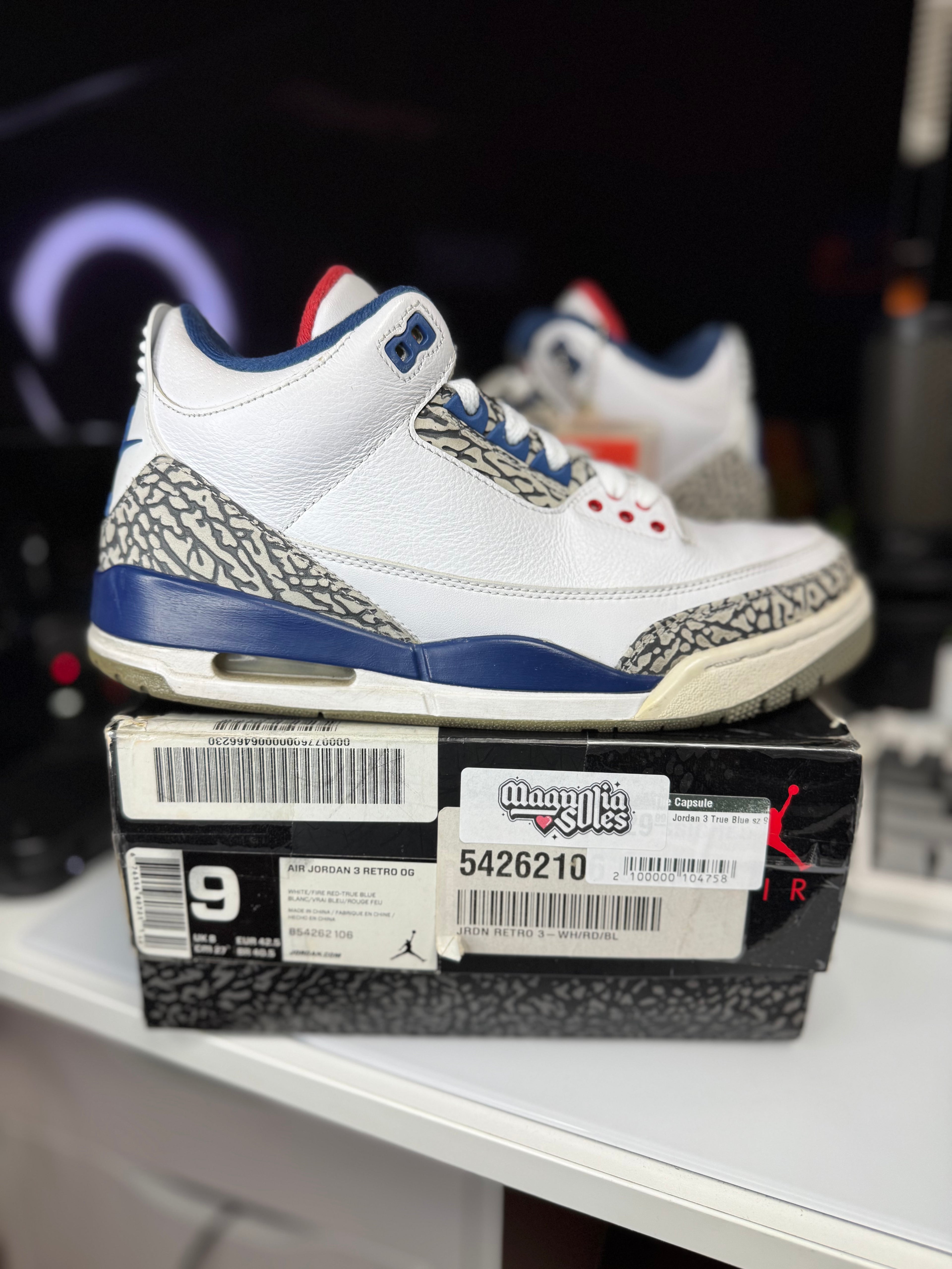 "True Blue" Air Jordan Retro 3 OG