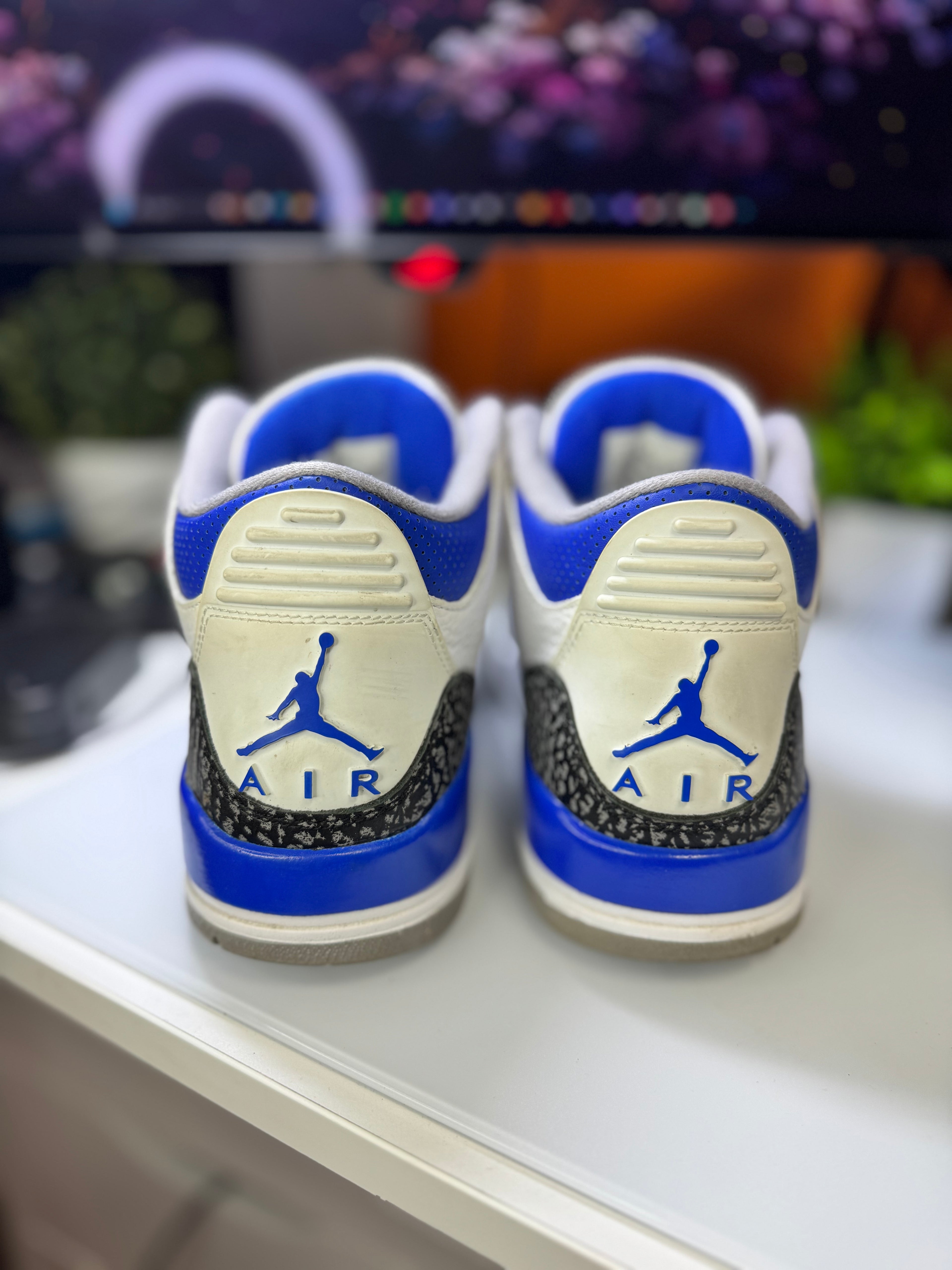 "Racer Blue" Air Jordan Retro 3