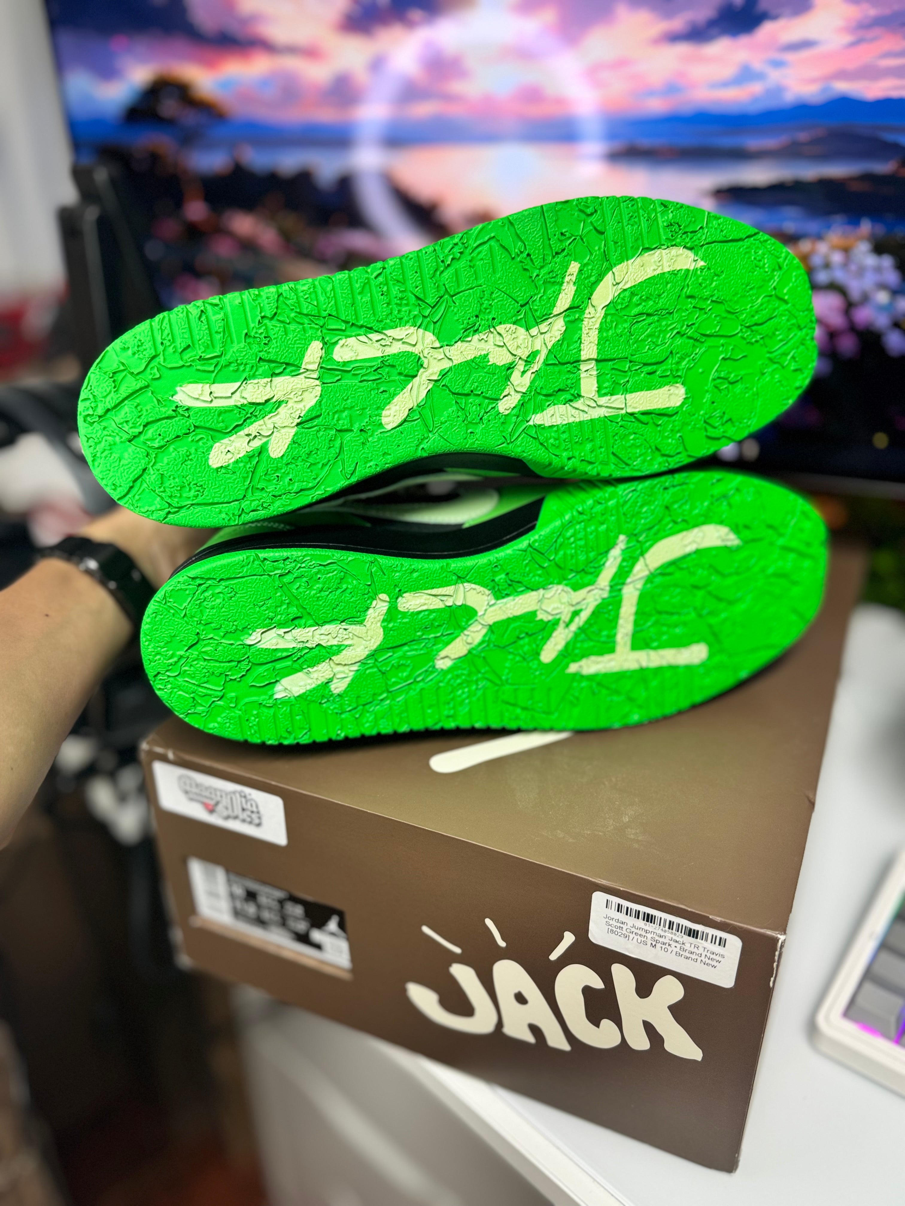 "Green Spark" Nike T-Rexx Jumpman Jack Travis Scott