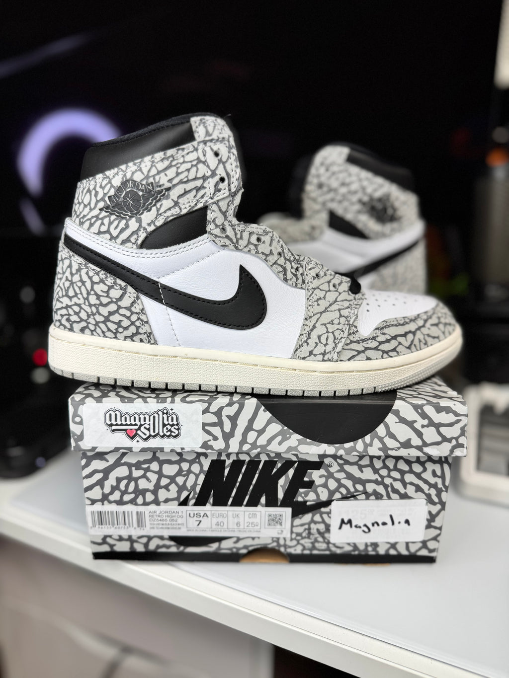 "Cement Grey" Air Jordan Retro 1