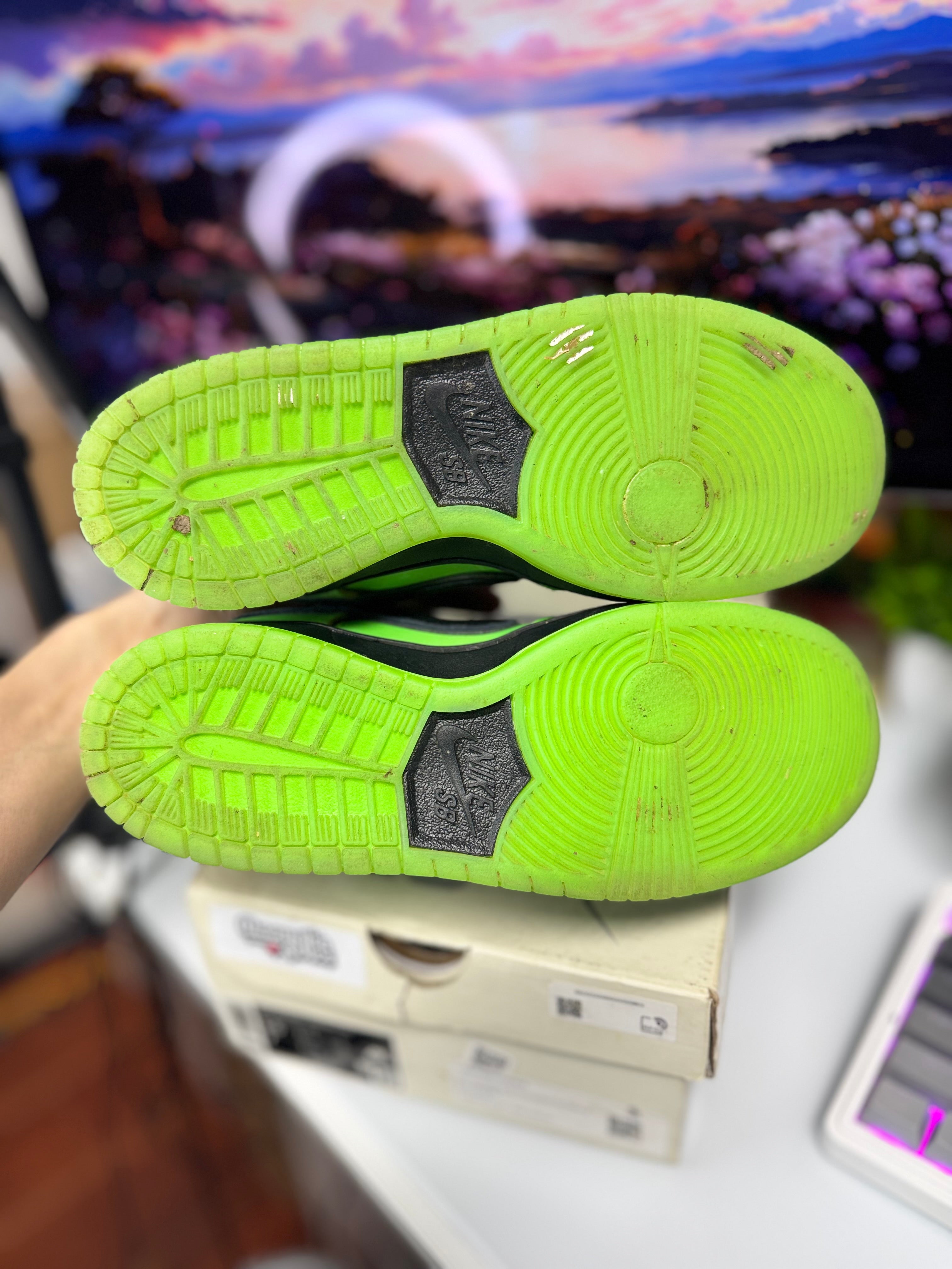 "Buttercup Powerpuff" Nike SB Dunk Low