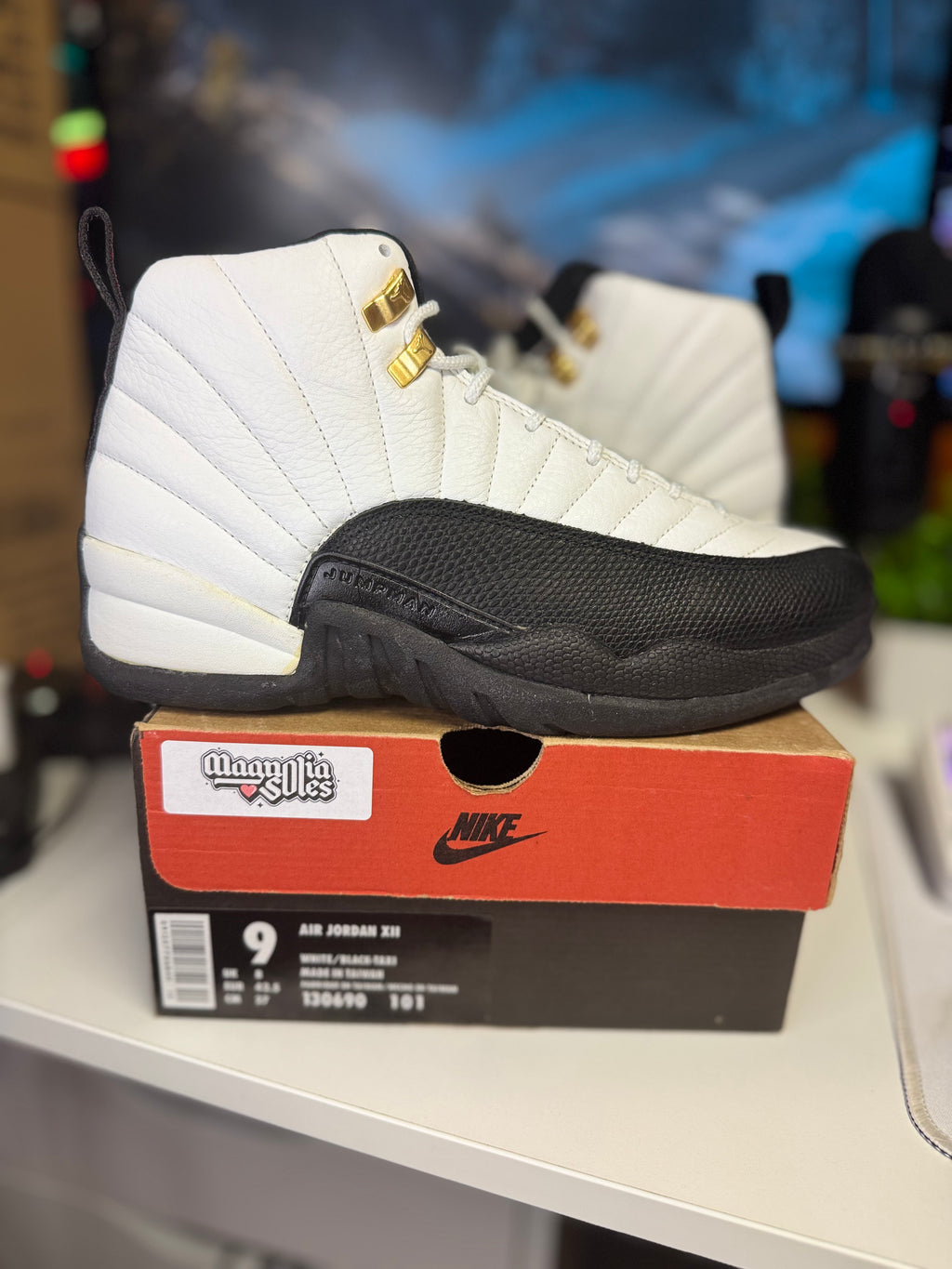 "Taxi" Air Jordan Retro 12 (1997)