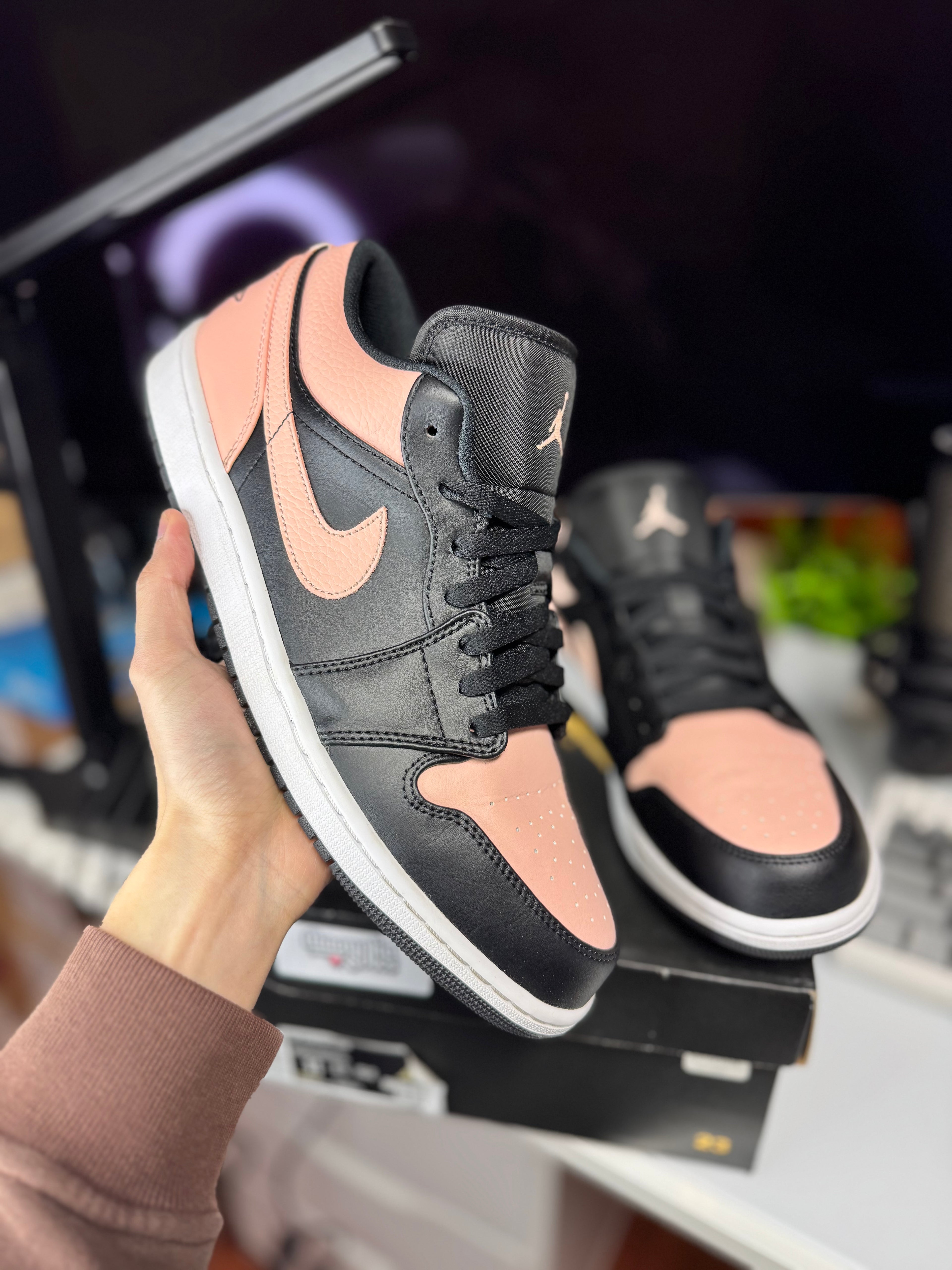 "Bleached Coral" Air Jordan 1 Low