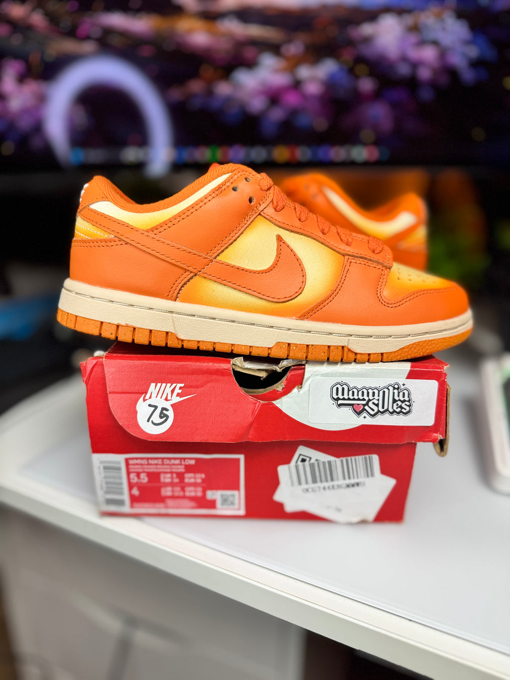 "Magma Orange" Nike Dunk Low (WMNS)