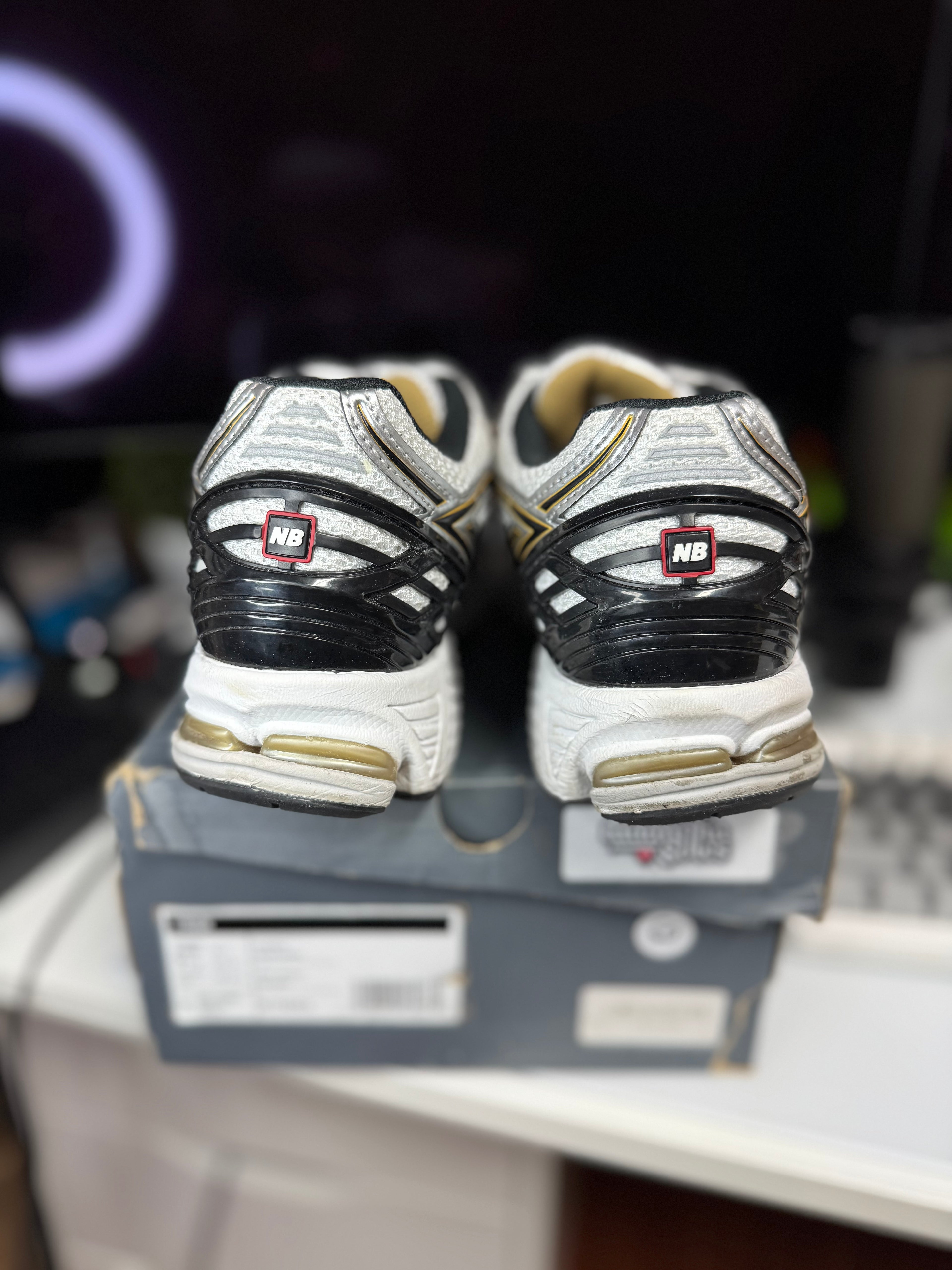 "Gold Medal" New Balance 1906R