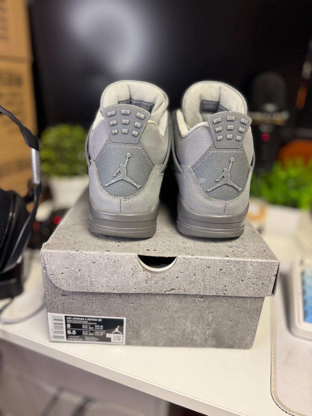 "Paris Wet Cement" Air Jordan Retro 4