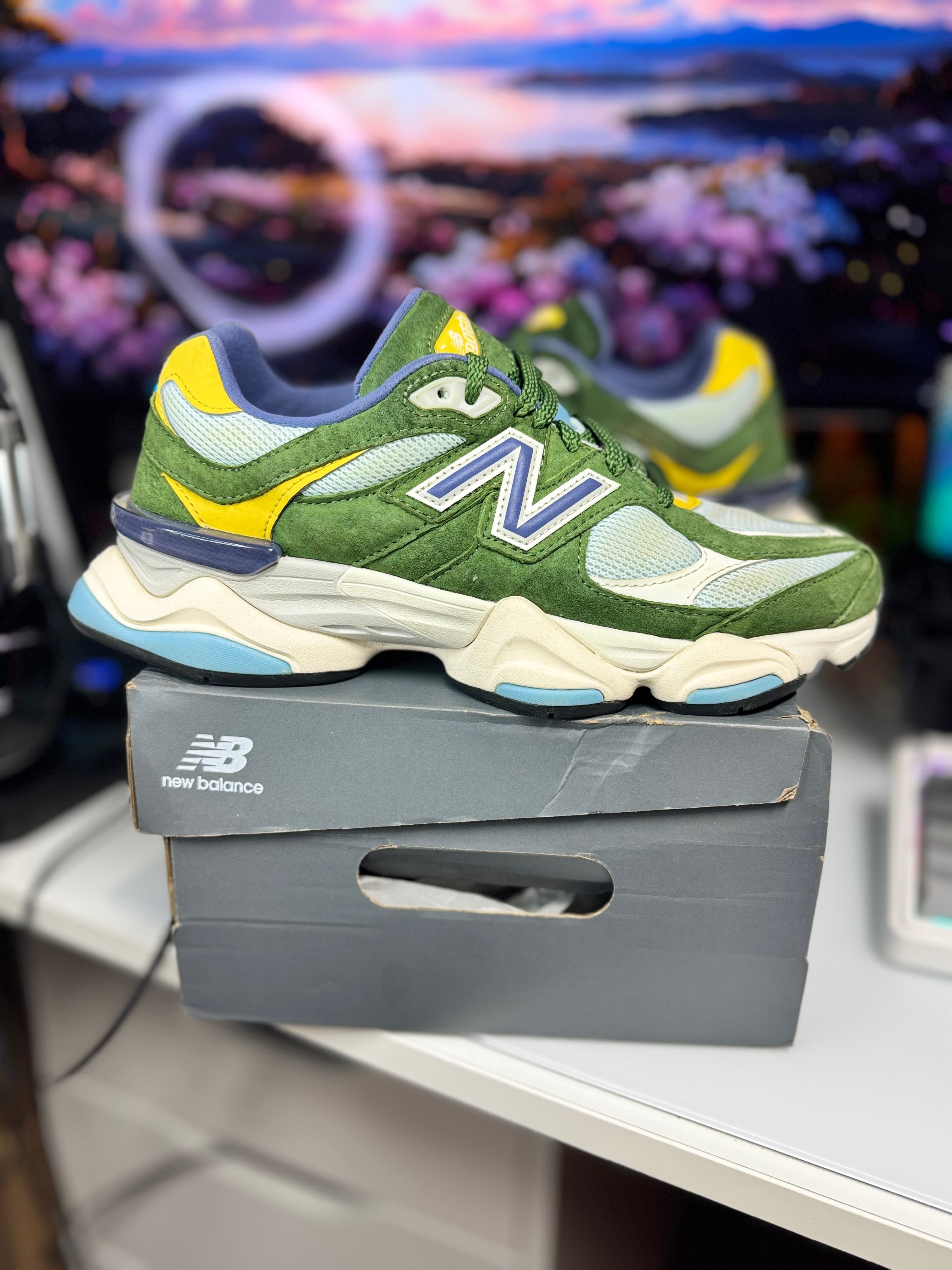 "Pine Green" New Balance 9060