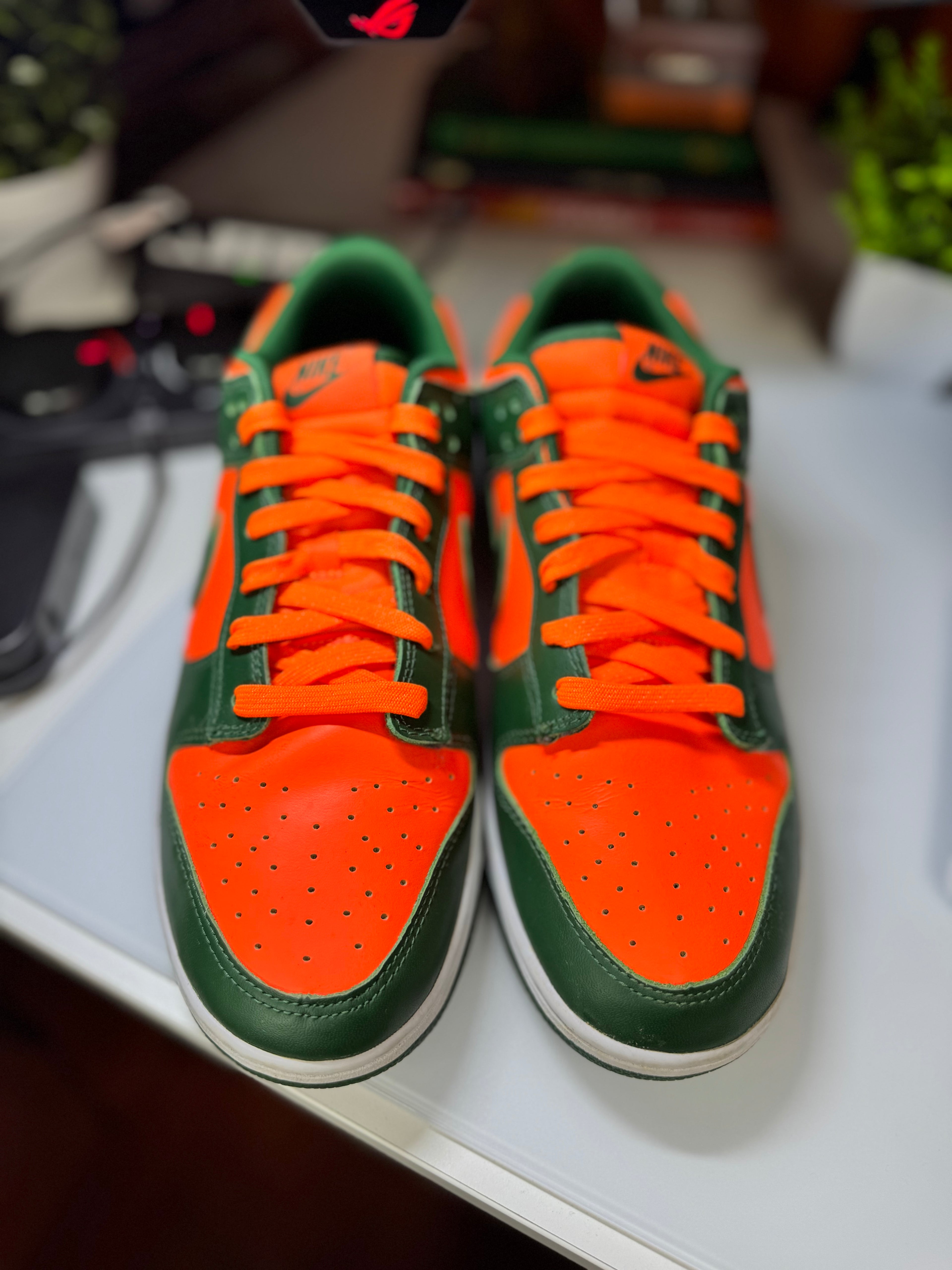 "Miami Hurricanes" Nike Dunk Low