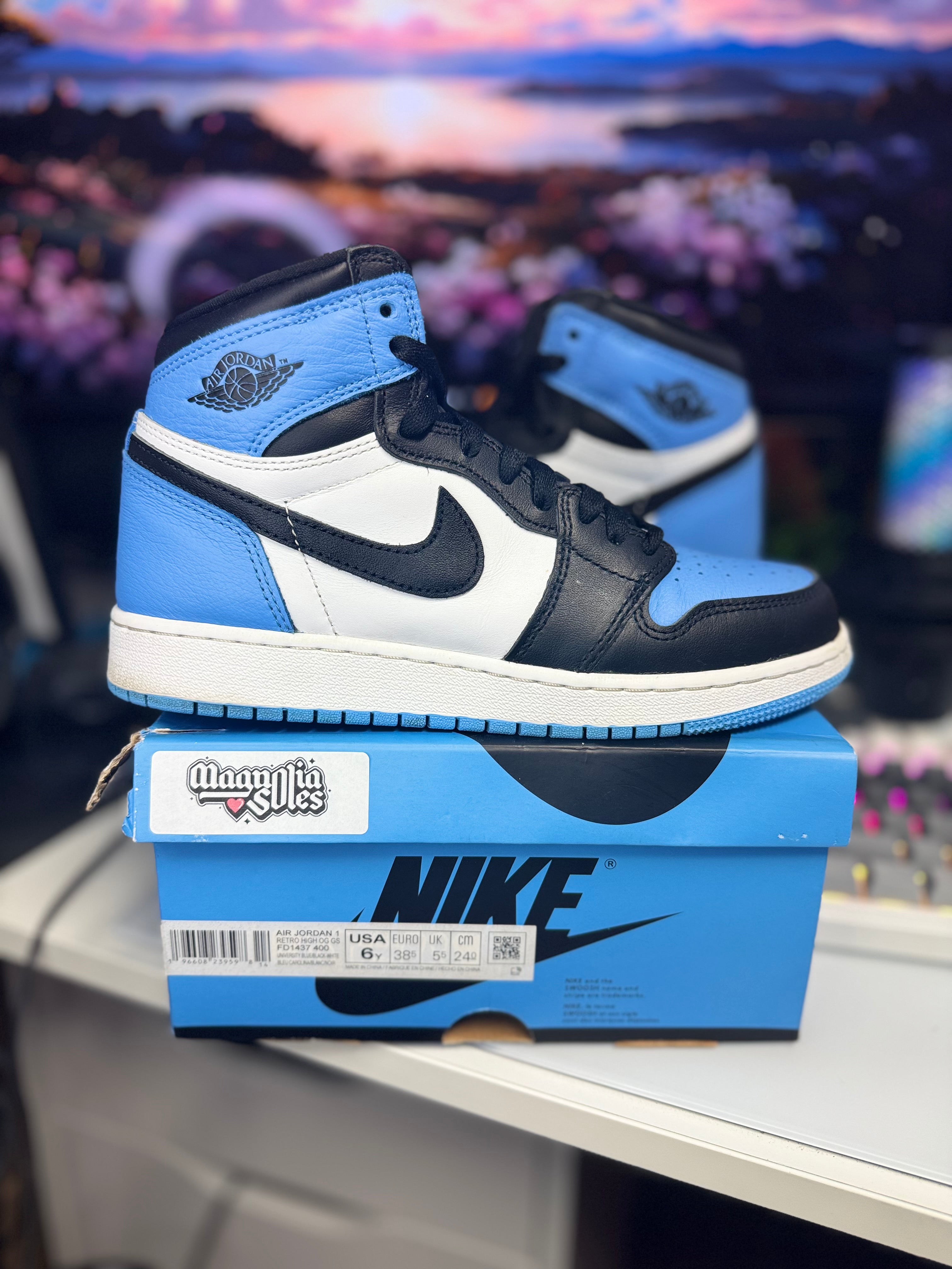 “UNC Toe” Air Jordan Retro 1 (GS)