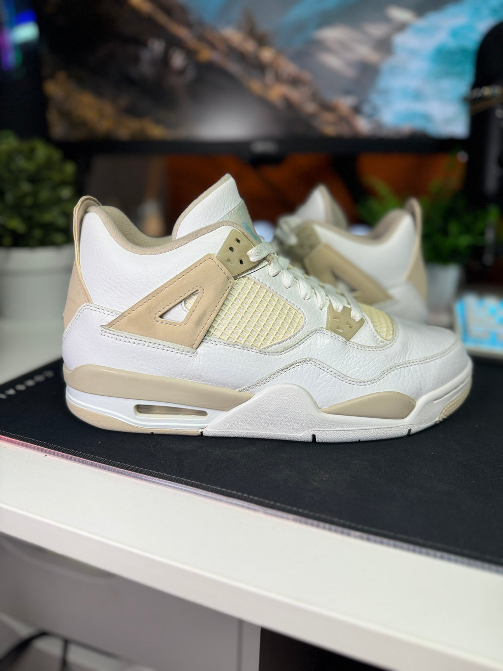 "Sand" Air Jordan Retro 4 (GS)