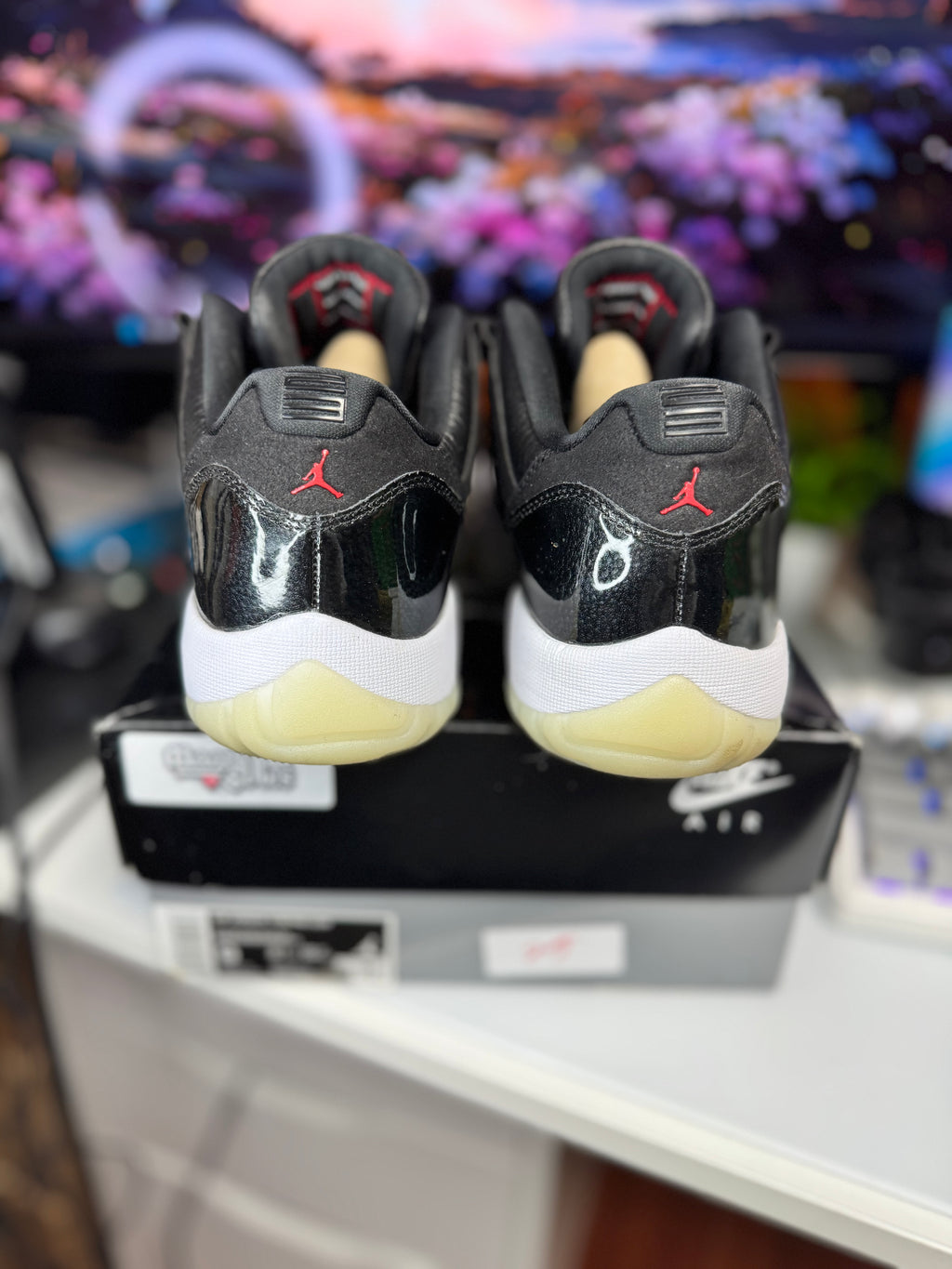 "72-10" Air Jordan Retro 11 Low