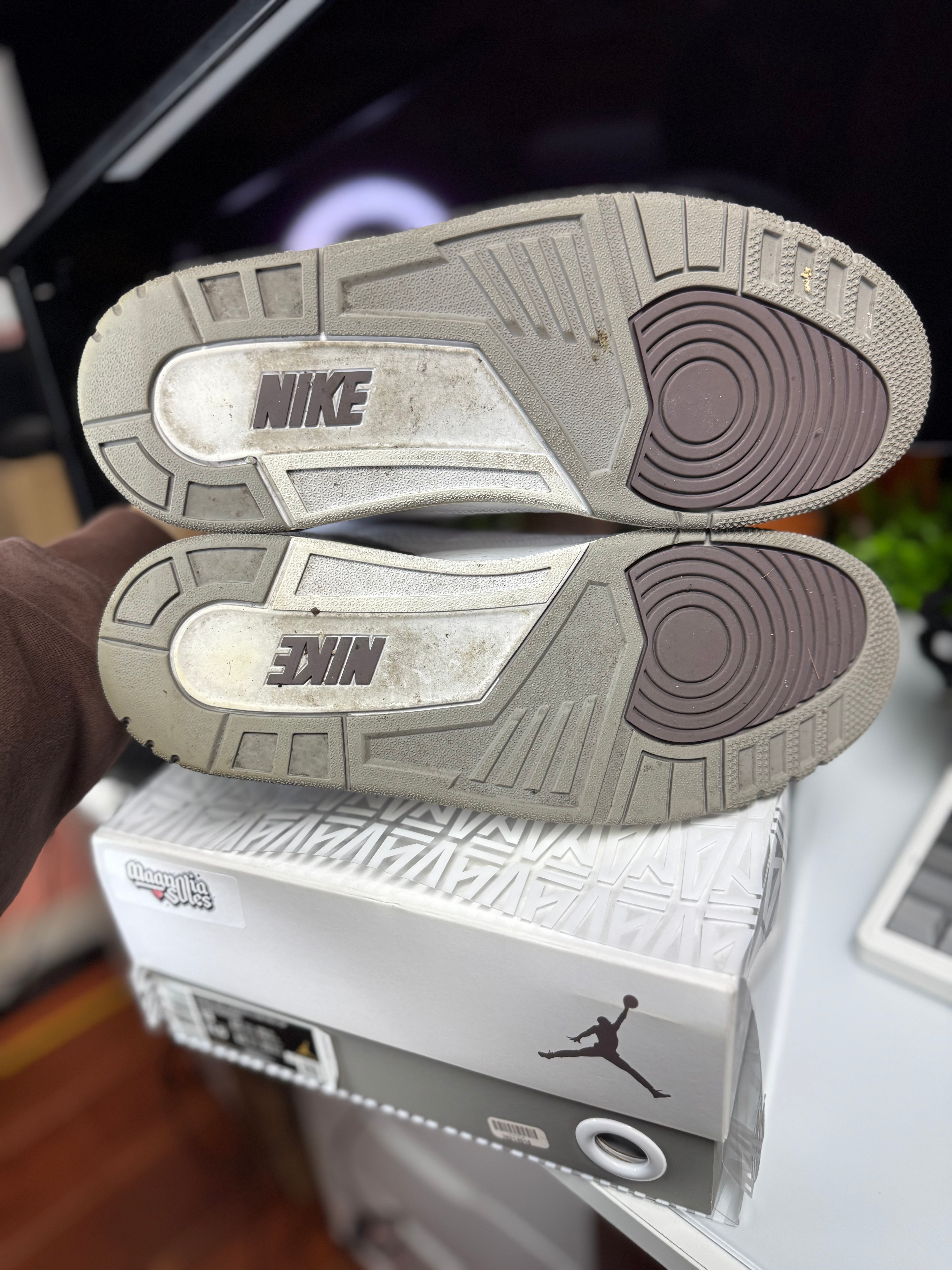 "A Ma Maniere RBW" AIr Jordan Retro 3 (WMNS)